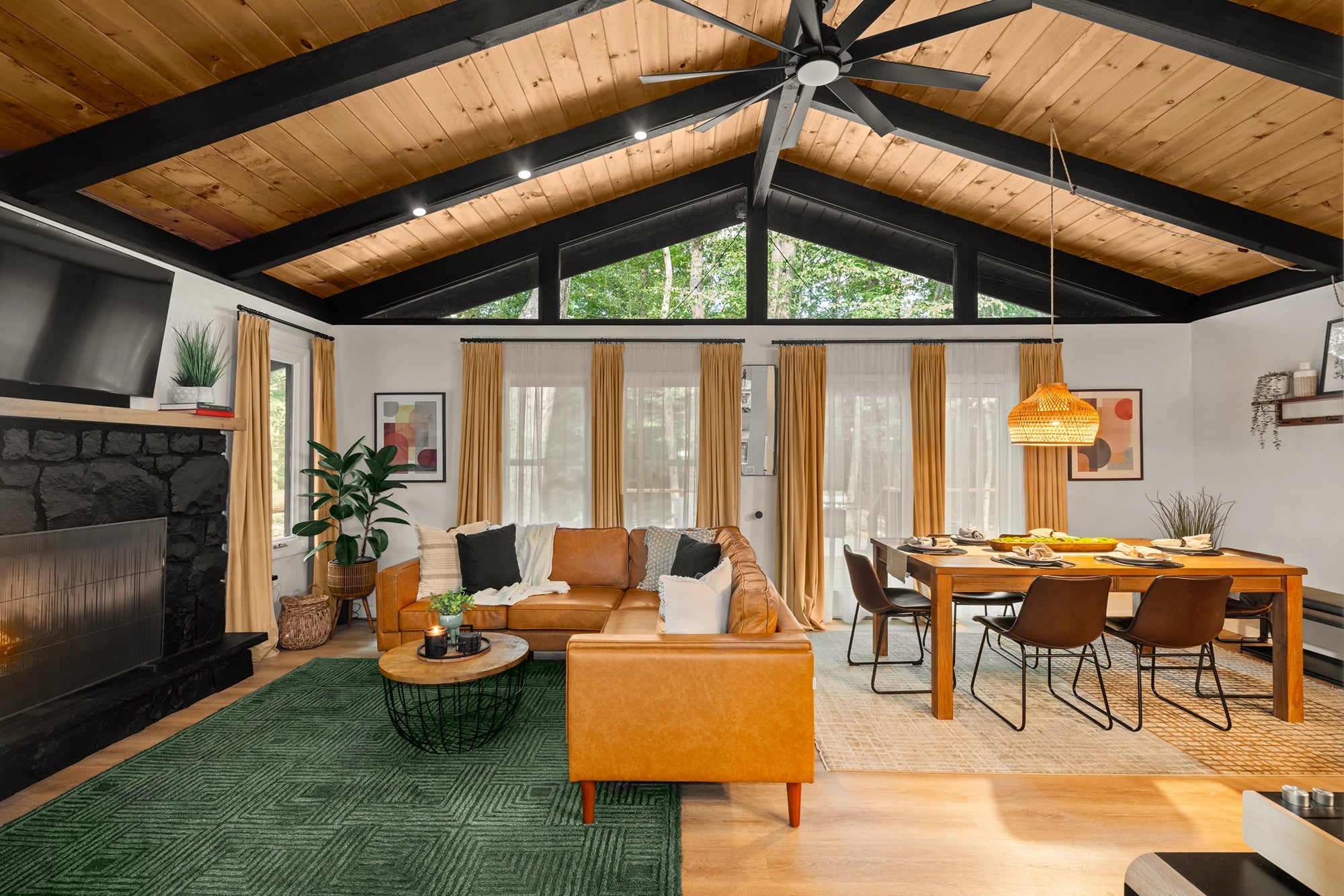 Airbnb Photography: Exclusive Cabin Retreat in Tobyhanna, PA
