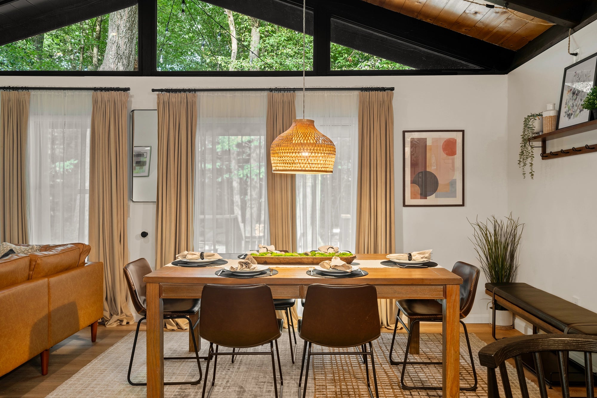 Airbnb Photography: Exclusive Cabin Retreat in Tobyhanna, PA