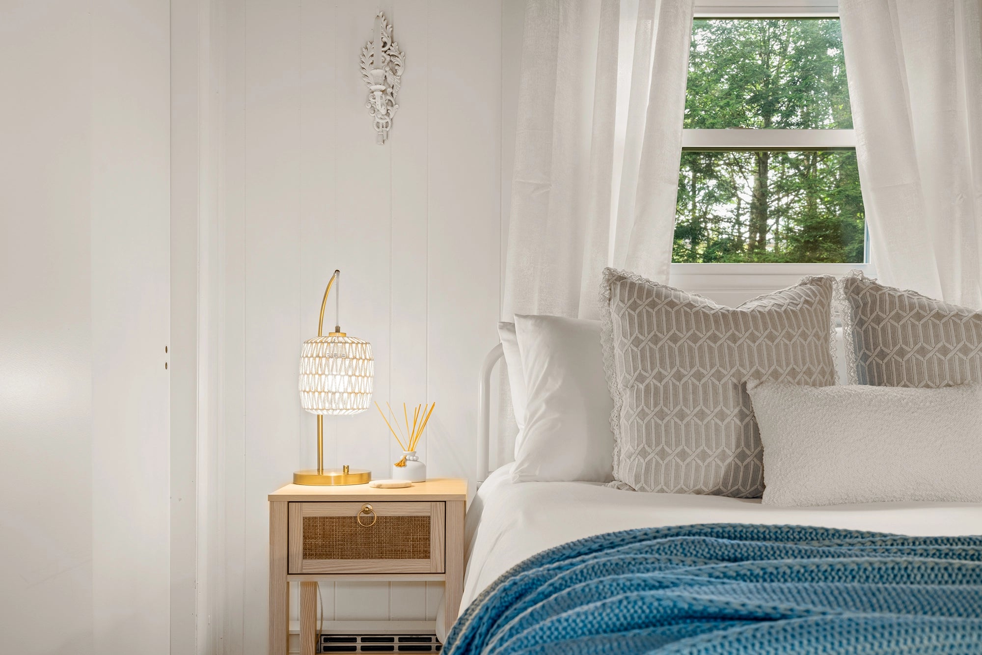 Airbnb Photography: Exclusive Cabin Retreat in Tobyhanna, PA