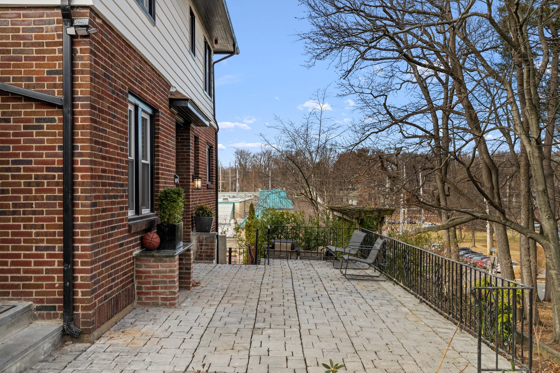 Airbnb Photography: Renovated STR Property in Teaneck, New Jersey