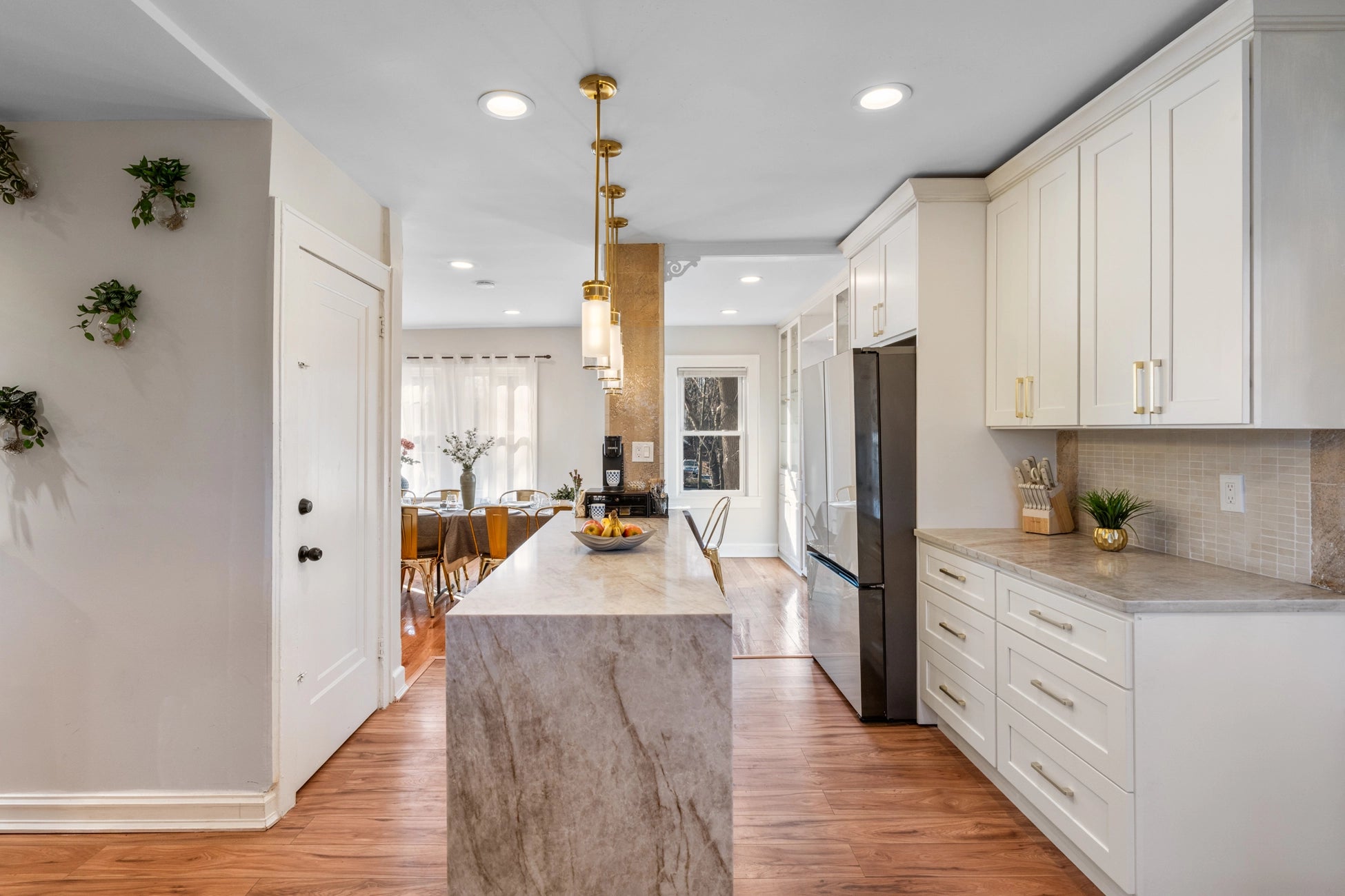Airbnb Photography: Renovated STR Property in Teaneck, New Jersey