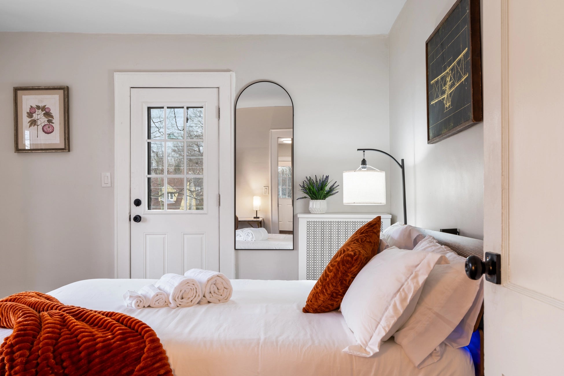 Airbnb Photography: Renovated STR Property in Teaneck, New Jersey