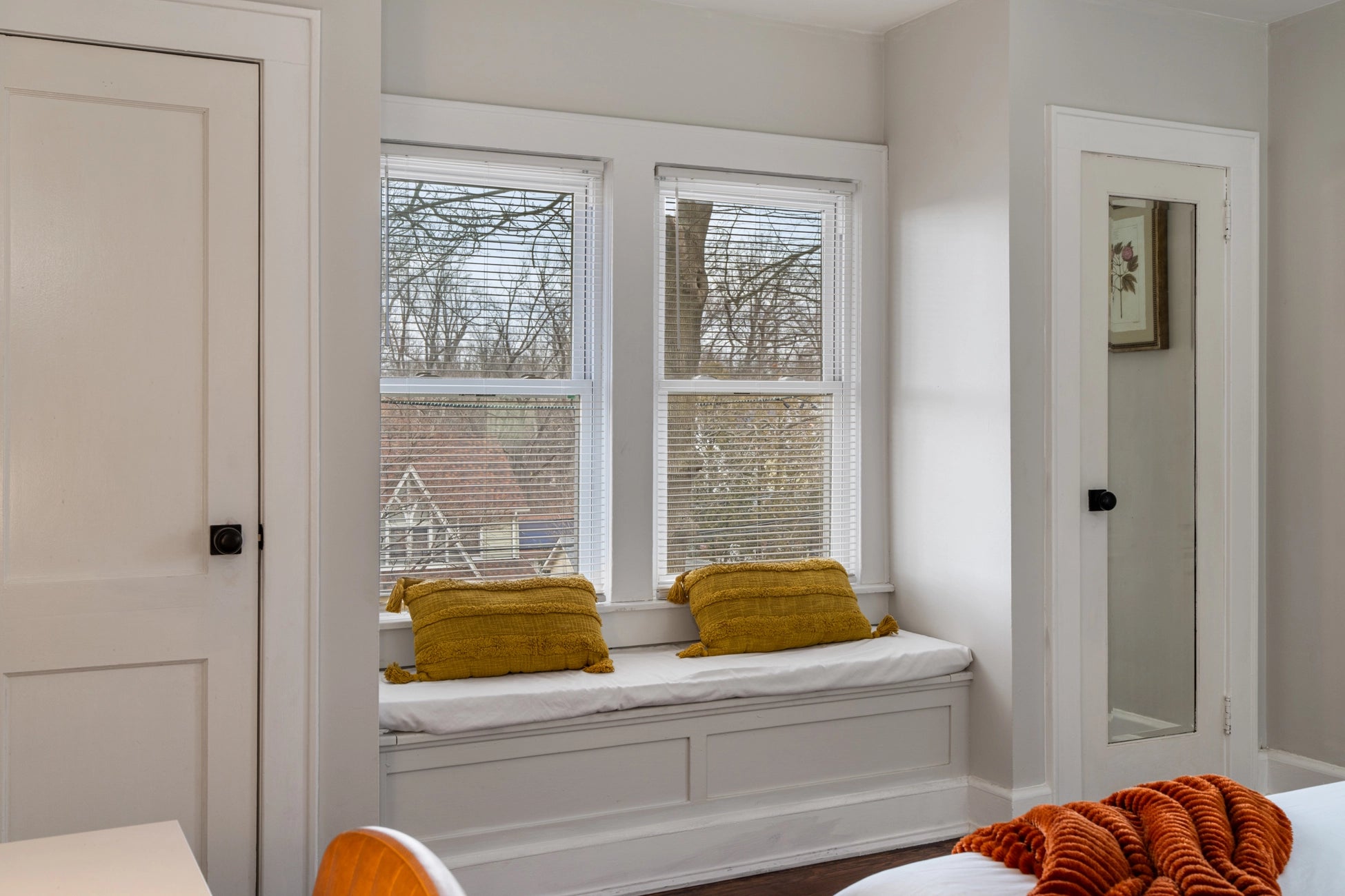 Airbnb Photography: Renovated STR Property in Teaneck, New Jersey