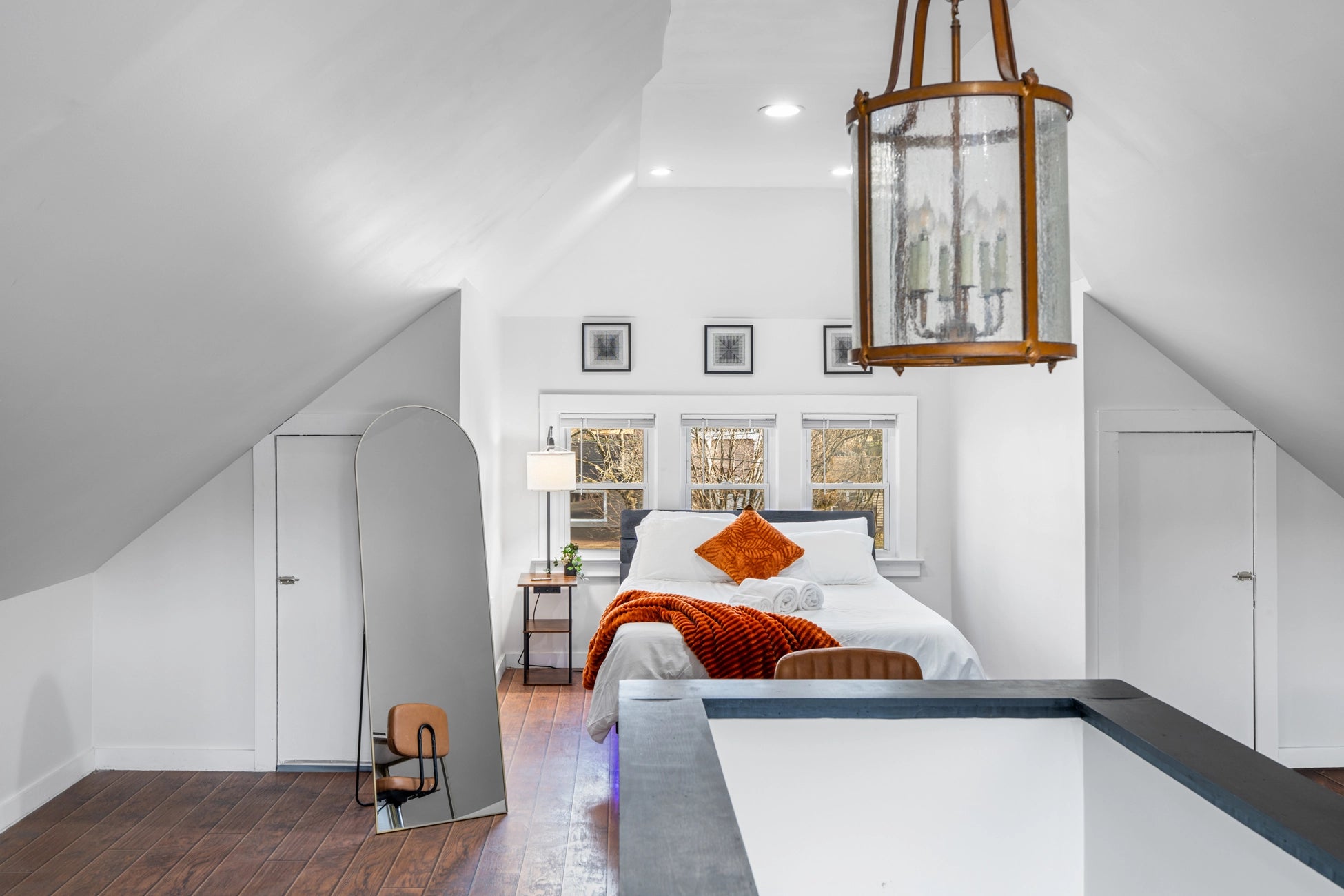 Airbnb Photography: Renovated STR Property in Teaneck, New Jersey