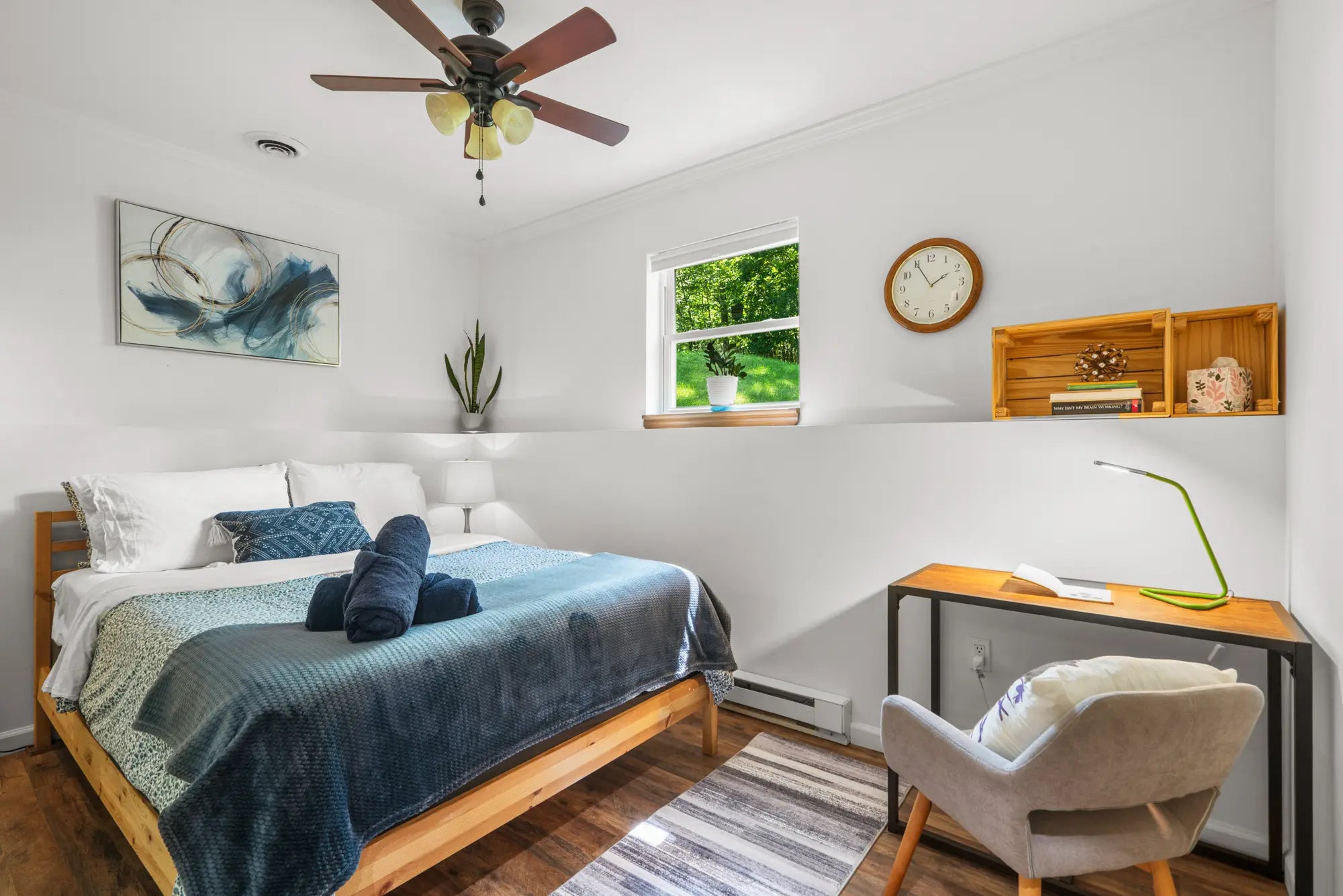 Airbnb Photography: Modern Rustic Retreat in Bushkill, PA