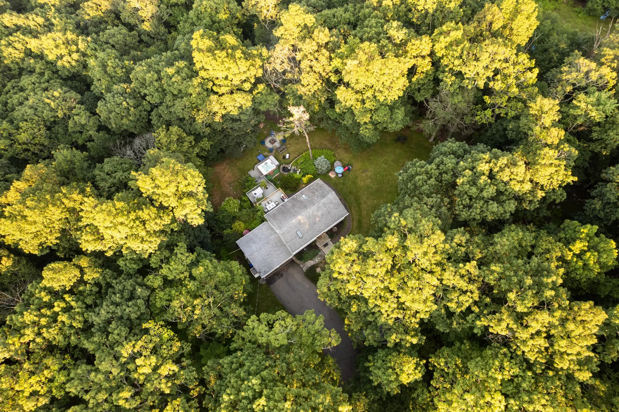 Airbnb Photography: Modern Rustic Retreat in Bushkill, PA