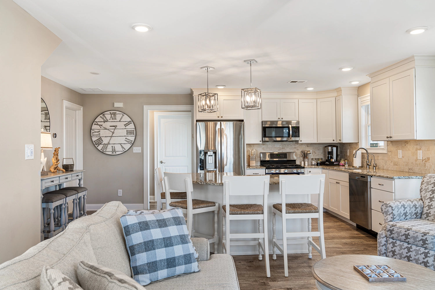 Airbnb Photography & Videography: Modern Coastal Retreat in North Wildwood, NJ