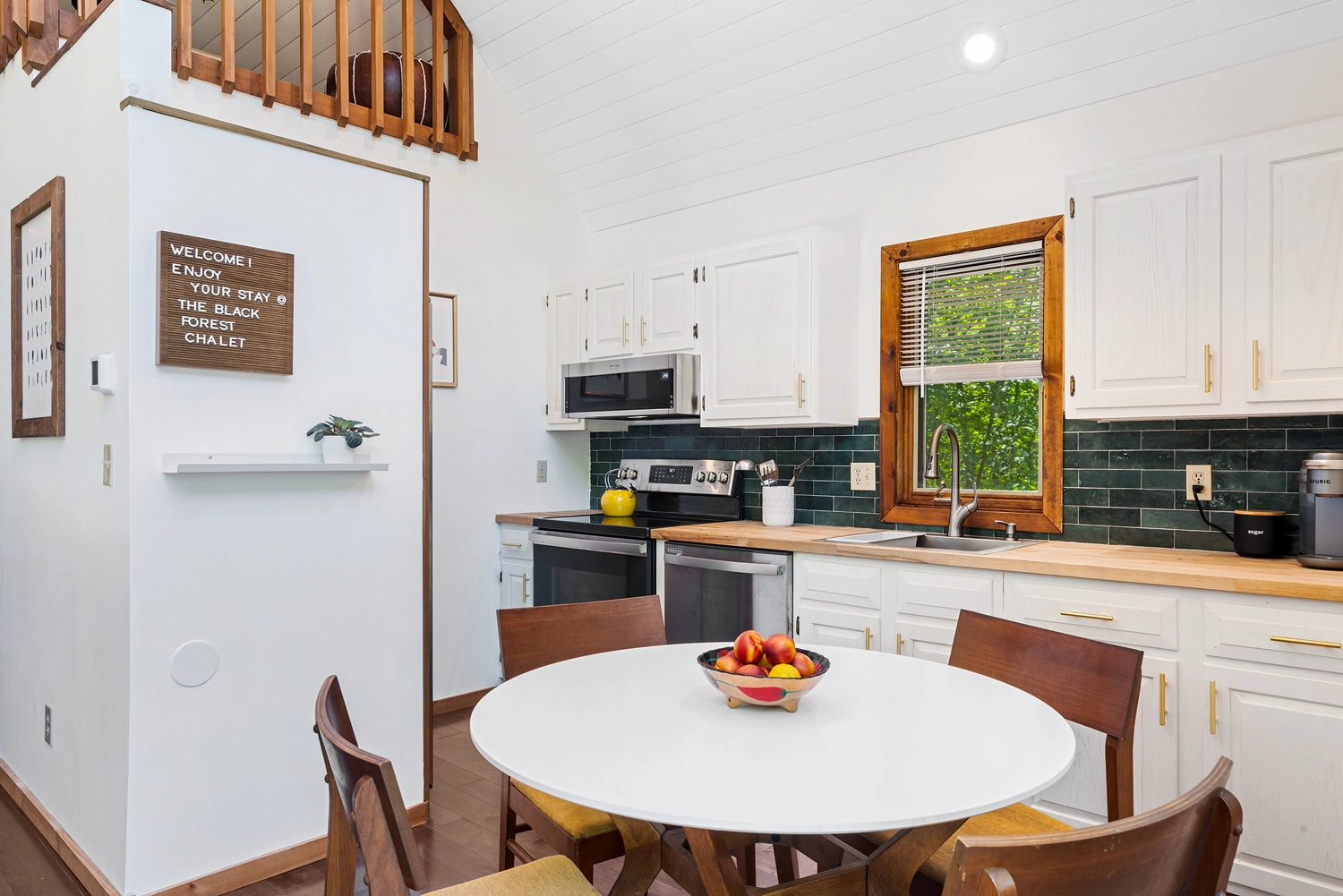 Airbnb Photography: Inviting Poconos Retreat in East Stroudsburg, PA