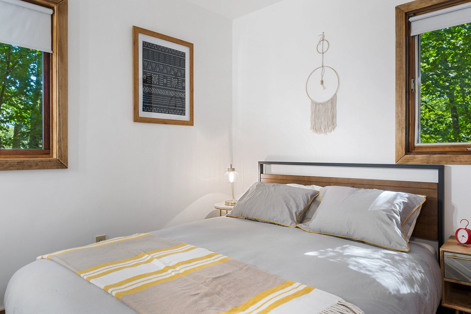 Airbnb Photography: Inviting Poconos Retreat in East Stroudsburg, PA