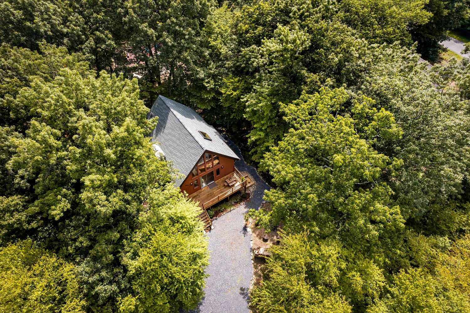 Airbnb Photography: Inviting Poconos Retreat in East Stroudsburg, PA