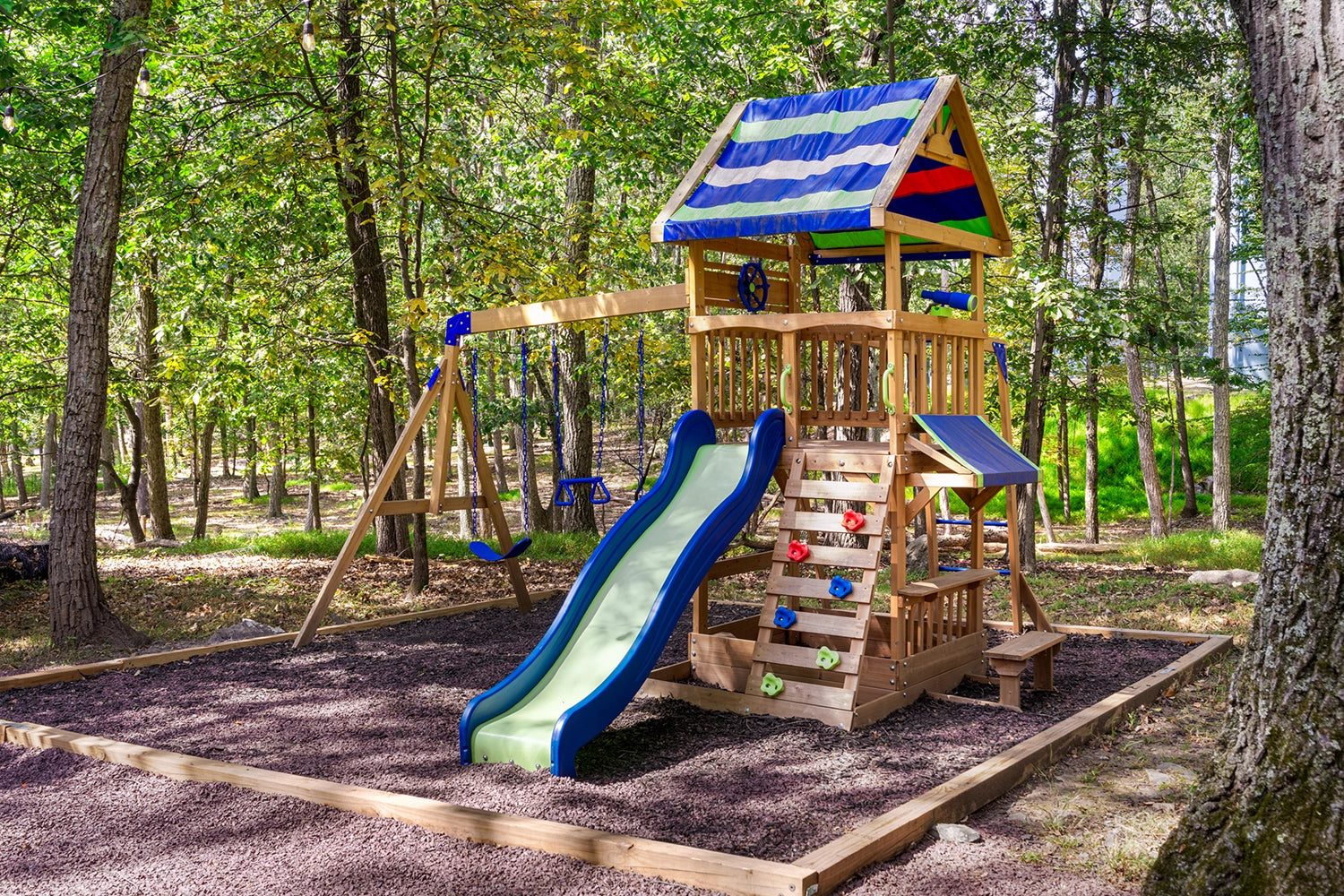 Airbnb Photography: Charming Retreat at Penn Estates, East Stroudsburg