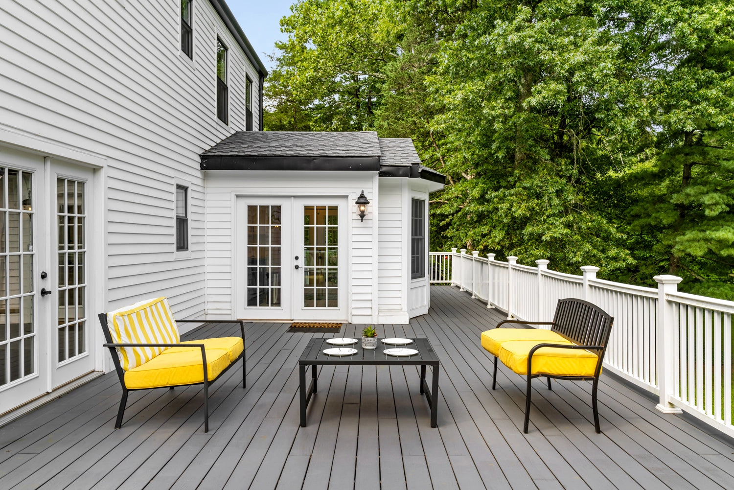 Airbnb Photography: Princeton’s Contemporary Retreat