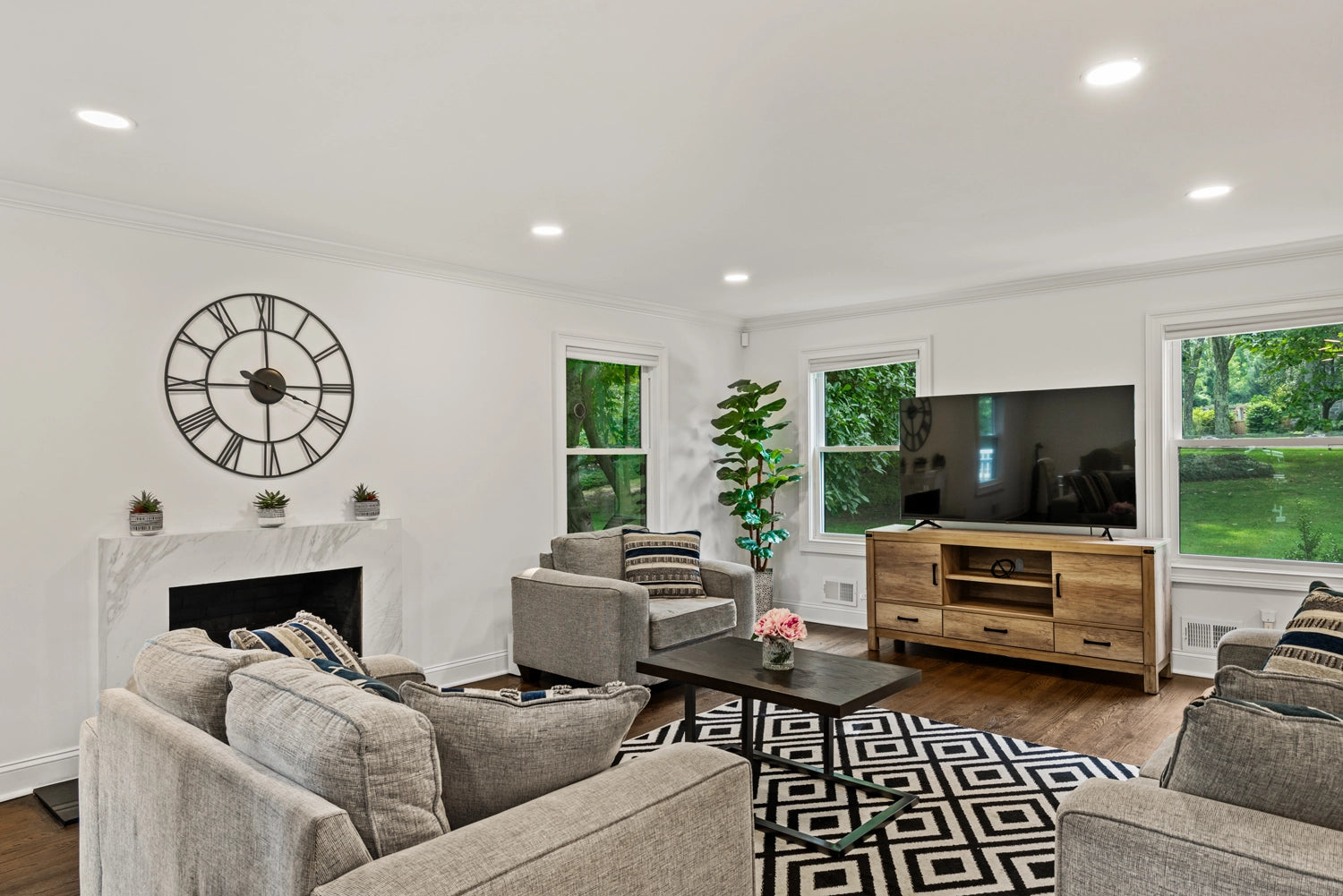 Airbnb Photography: Princeton’s Contemporary Retreat