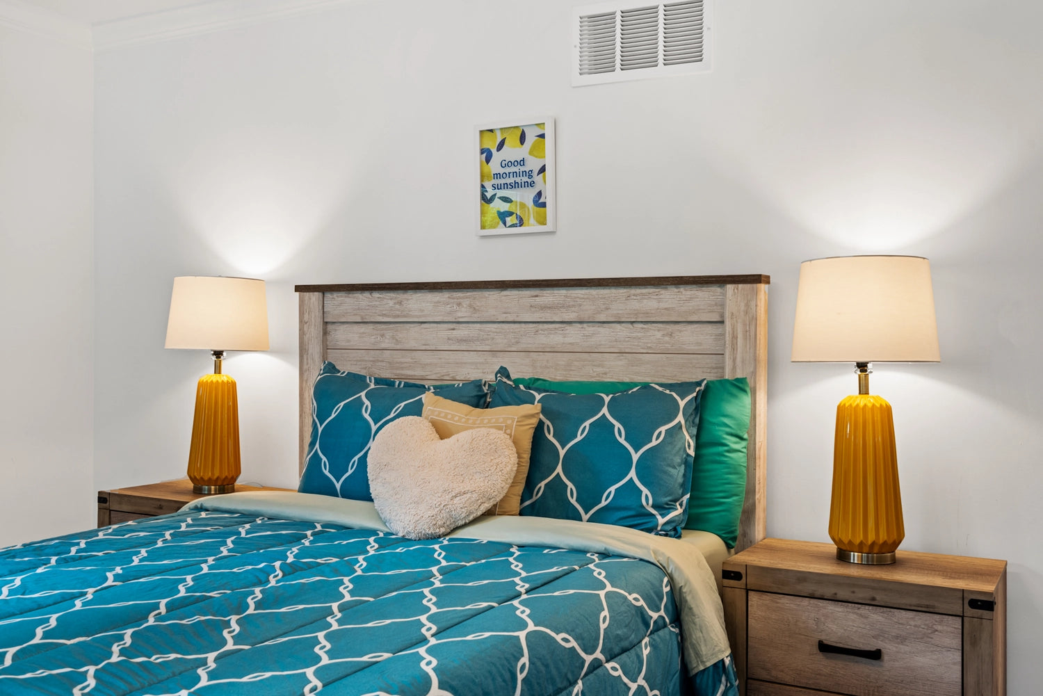 Airbnb Photography: Princeton’s Contemporary Retreat
