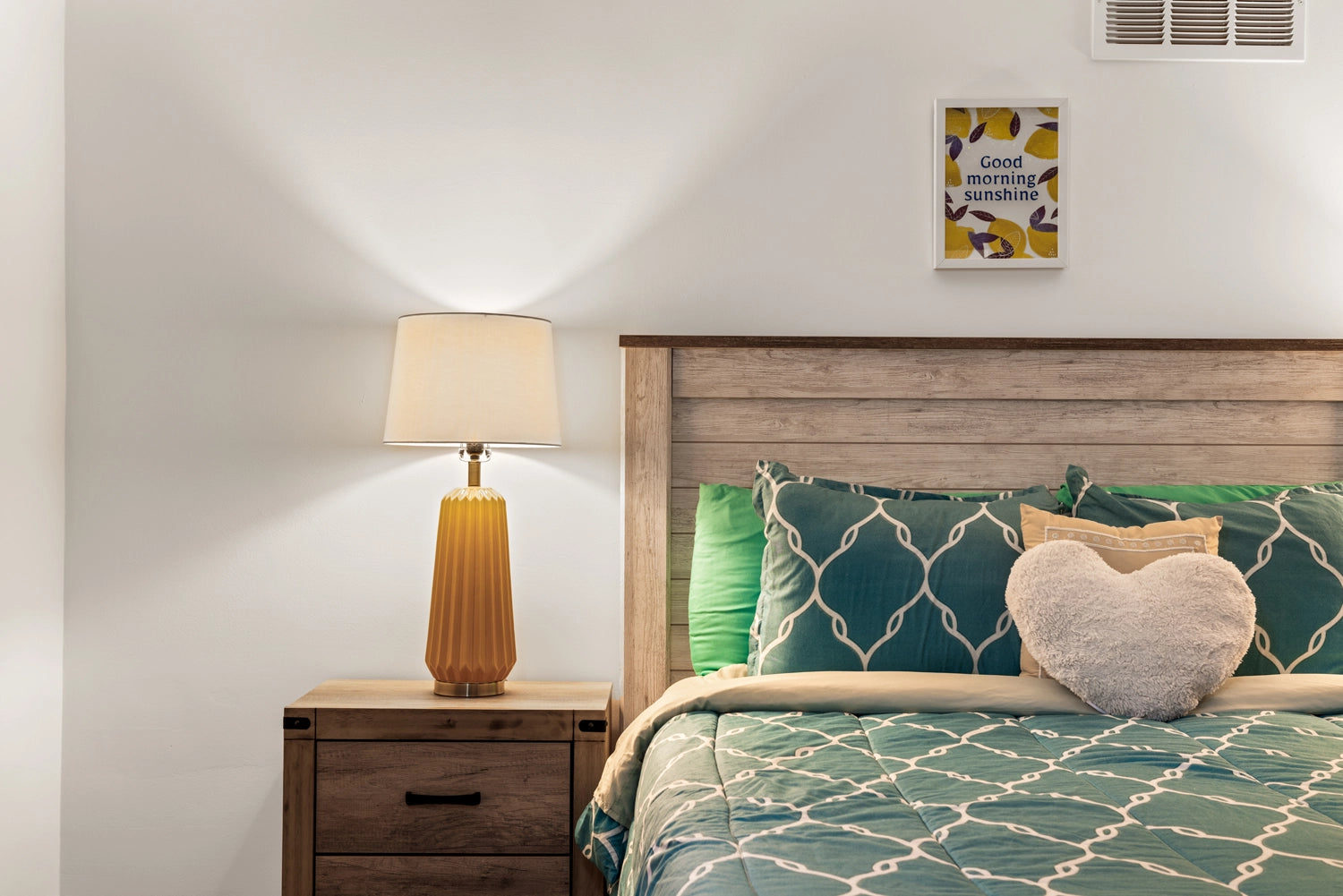 Airbnb Photography: Princeton’s Contemporary Retreat