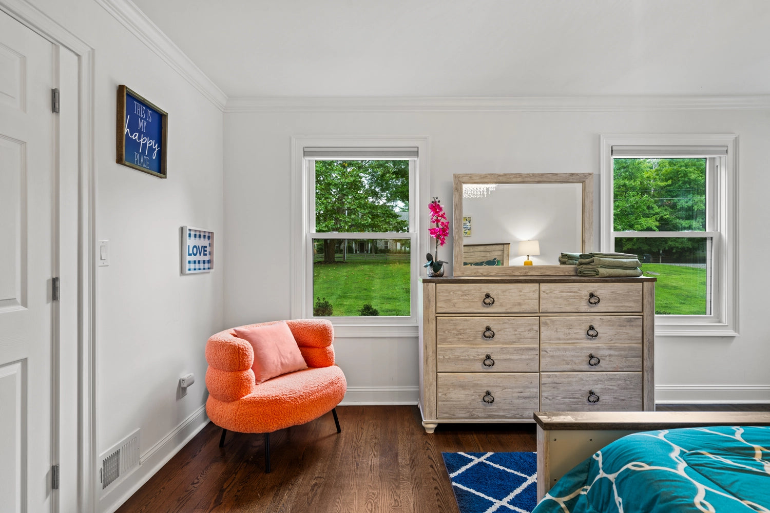 Airbnb Photography: Princeton’s Contemporary Retreat