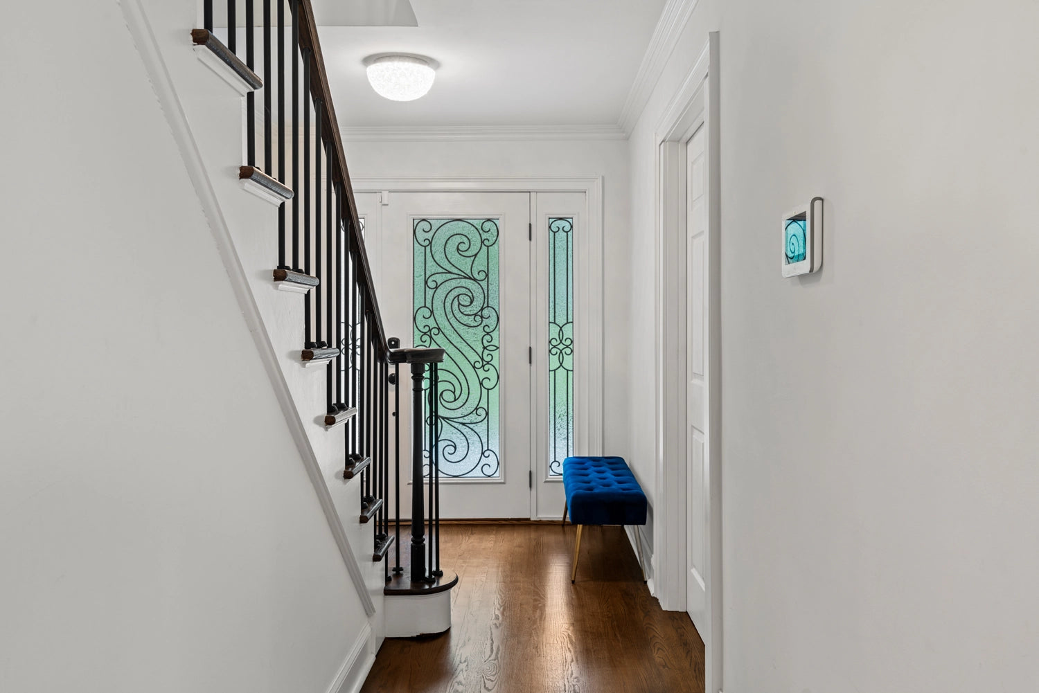Airbnb Photography: Princeton’s Contemporary Retreat