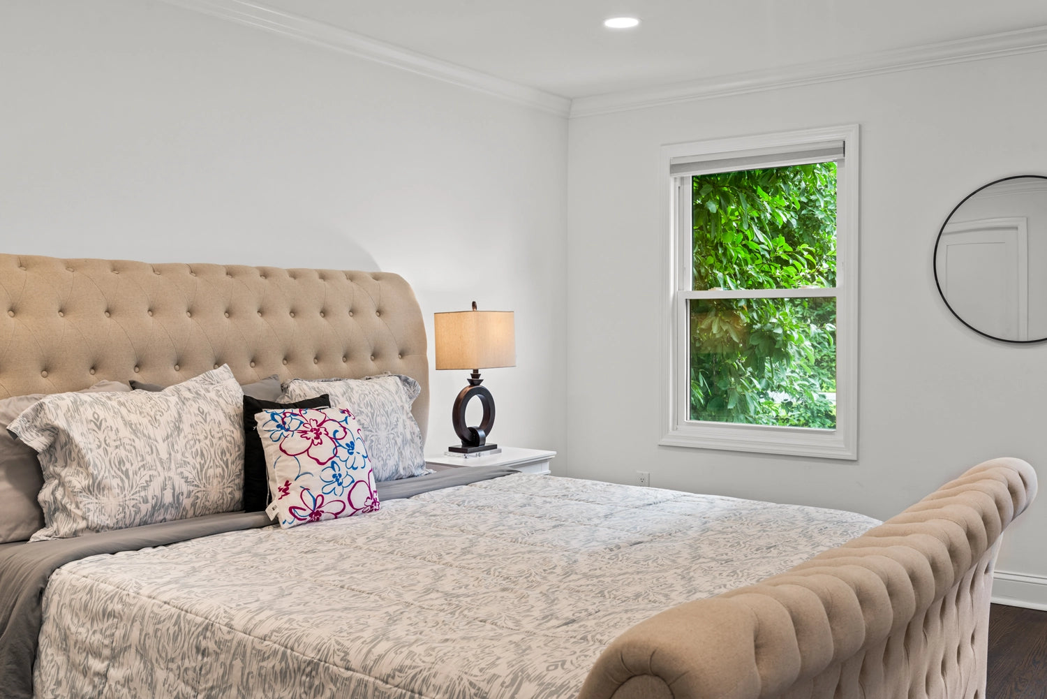 Airbnb Photography: Princeton’s Contemporary Retreat
