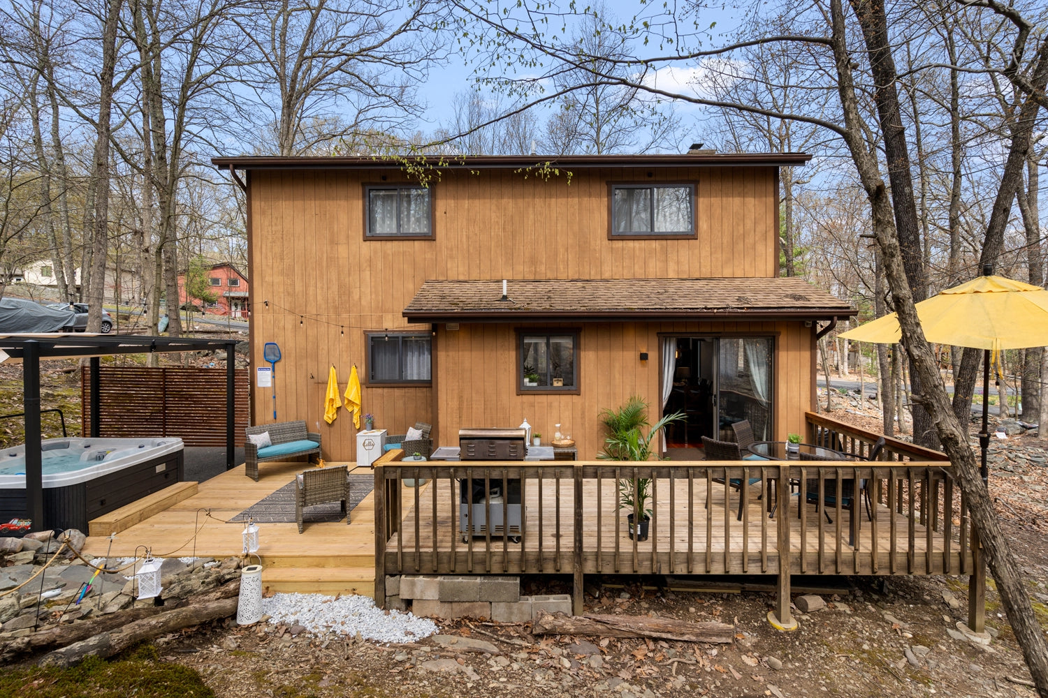 Airbnb Photography: Stylish Poconos Chalet in East Stroudsburg, PA