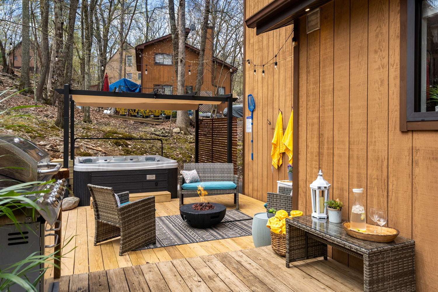 Airbnb Photography: Stylish Poconos Chalet in East Stroudsburg, PA