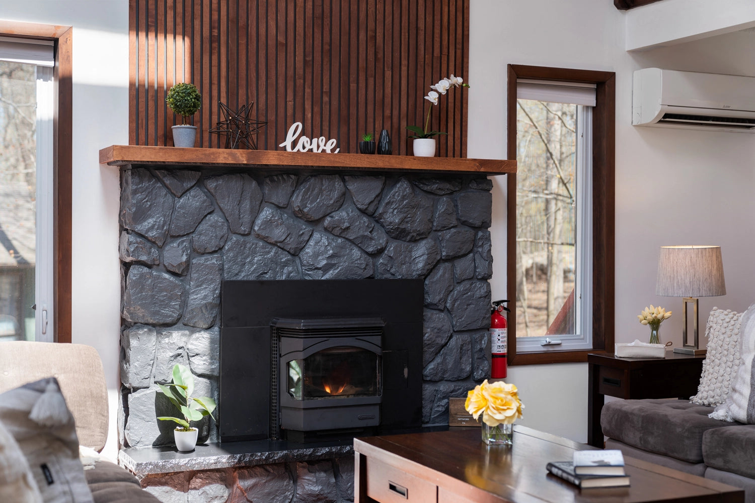 Airbnb Photography: Stylish Poconos Chalet in East Stroudsburg, PA