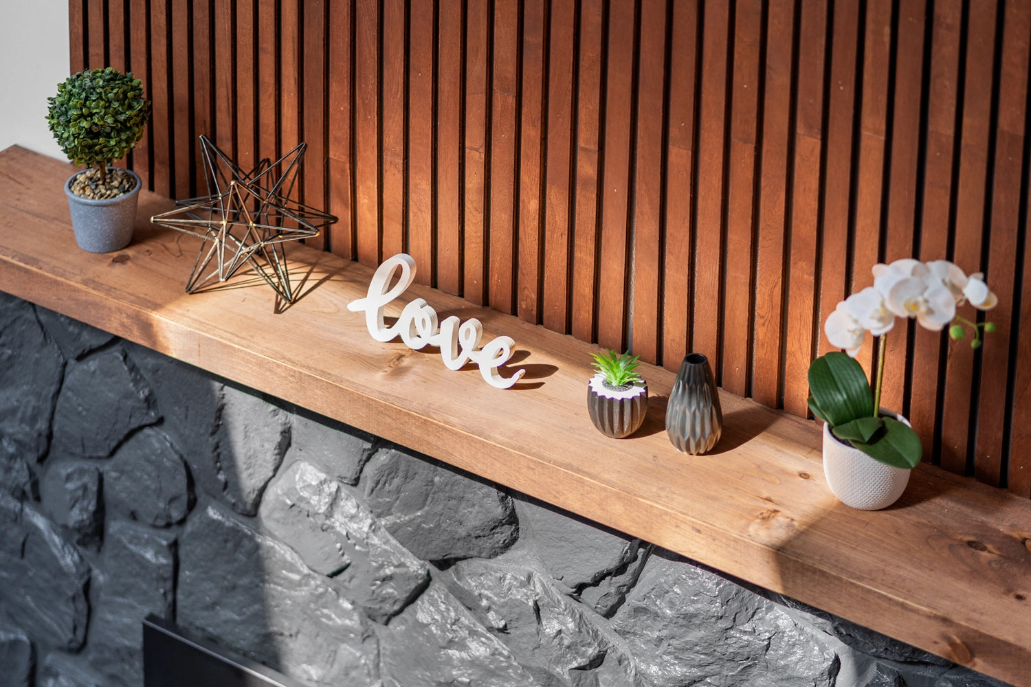 Airbnb Photography: Stylish Poconos Chalet in East Stroudsburg, PA