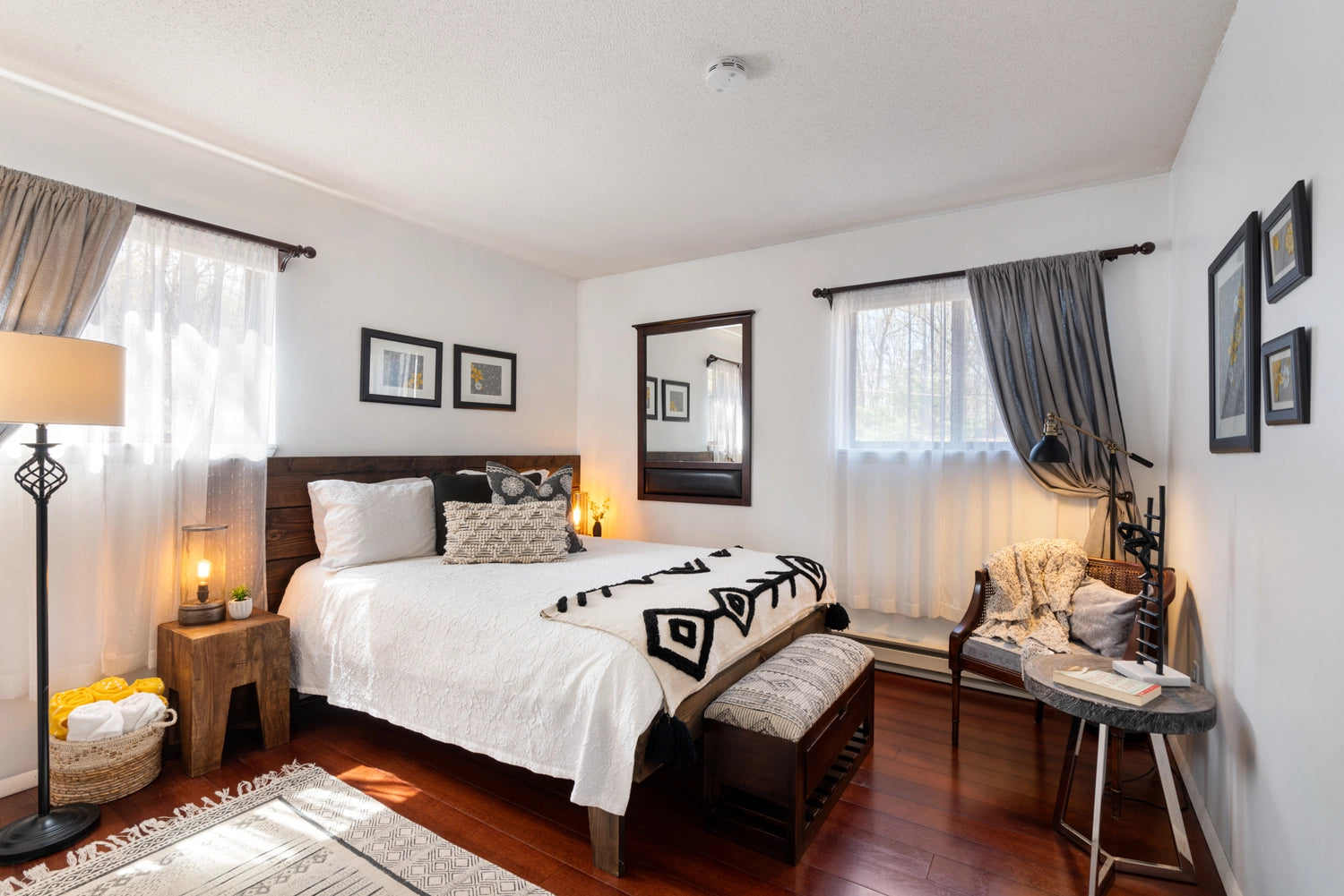 Airbnb Photography: Stylish Poconos Chalet in East Stroudsburg, PA