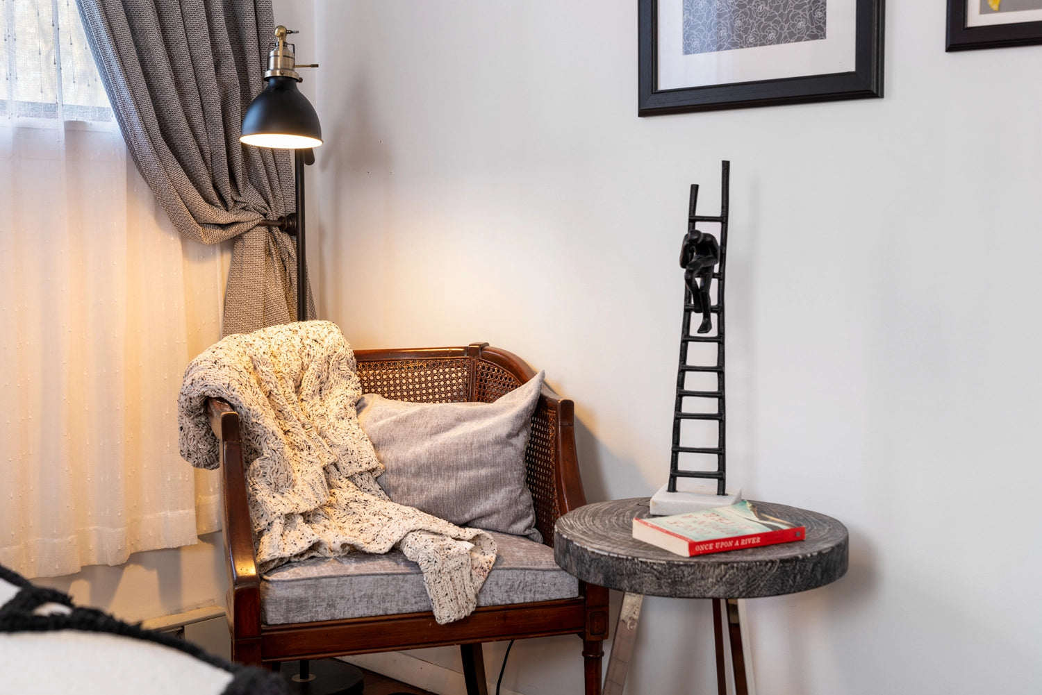 Airbnb Photography: Stylish Poconos Chalet in East Stroudsburg, PA