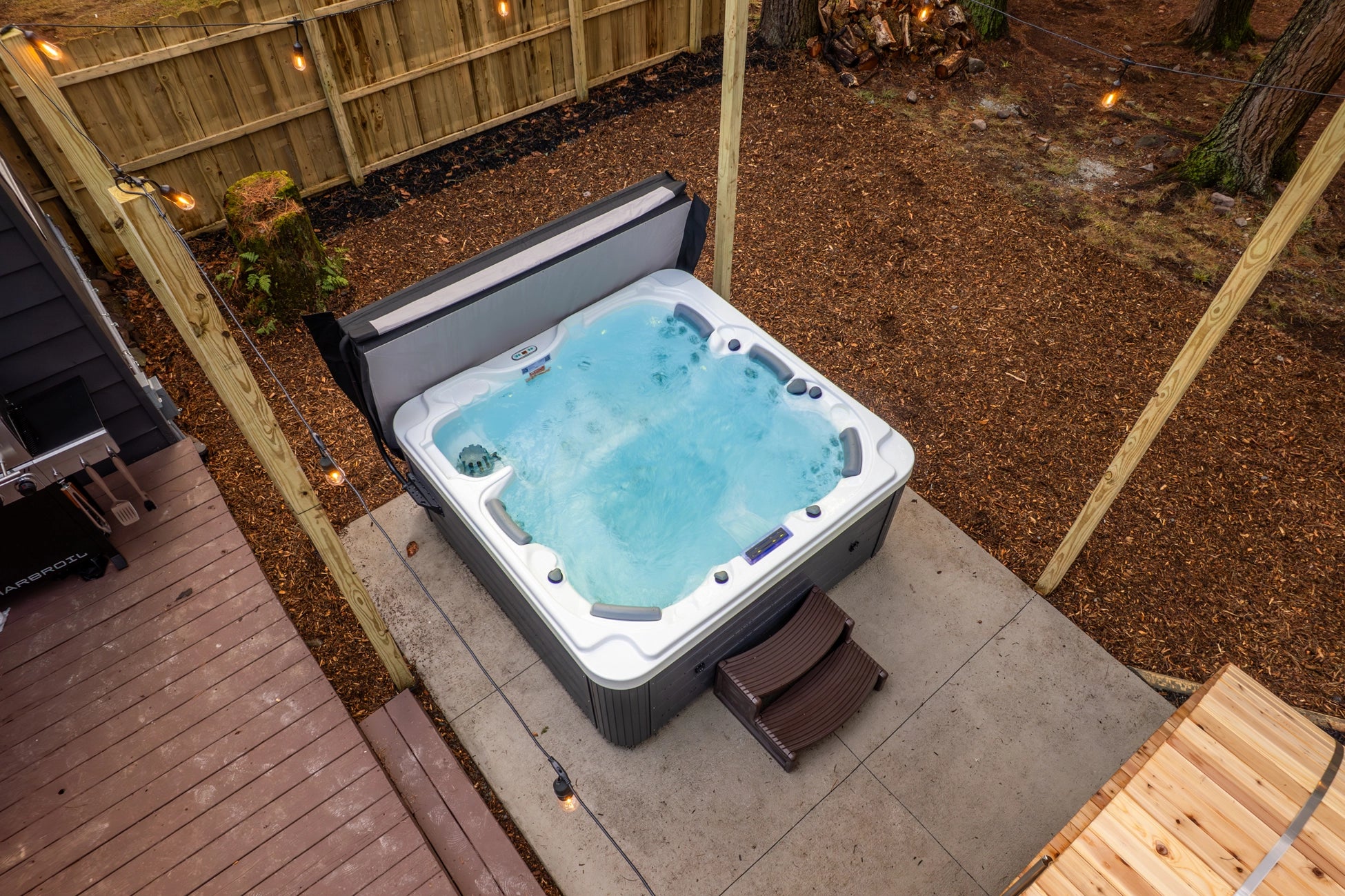 Airbnb Photography: Cozy Cabin Near Lake Naomi Pocono Pines PA