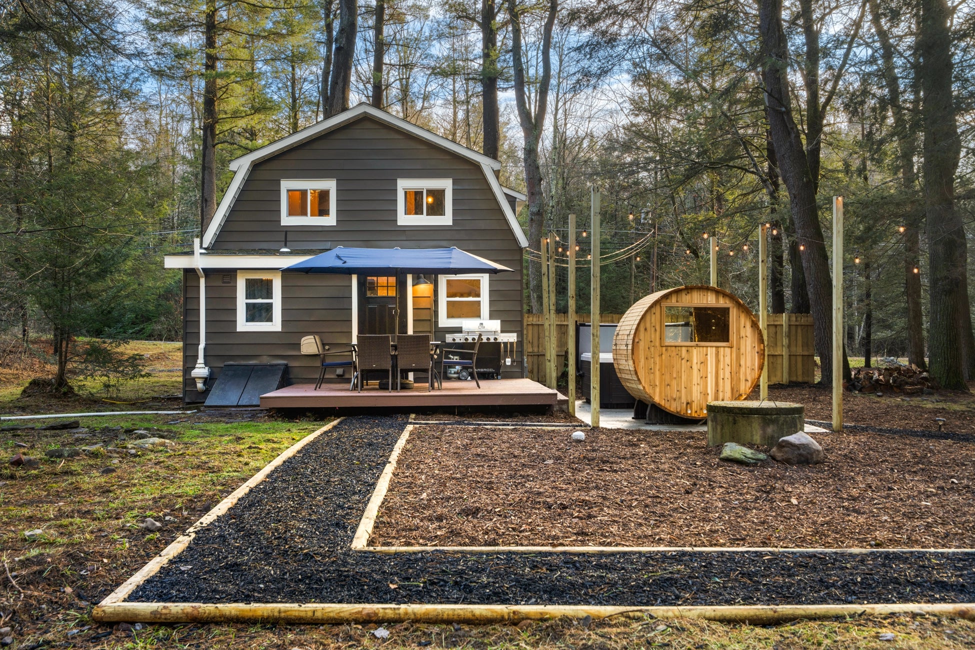 Airbnb Photography: Cozy Cabin Near Lake Naomi Pocono Pines PA