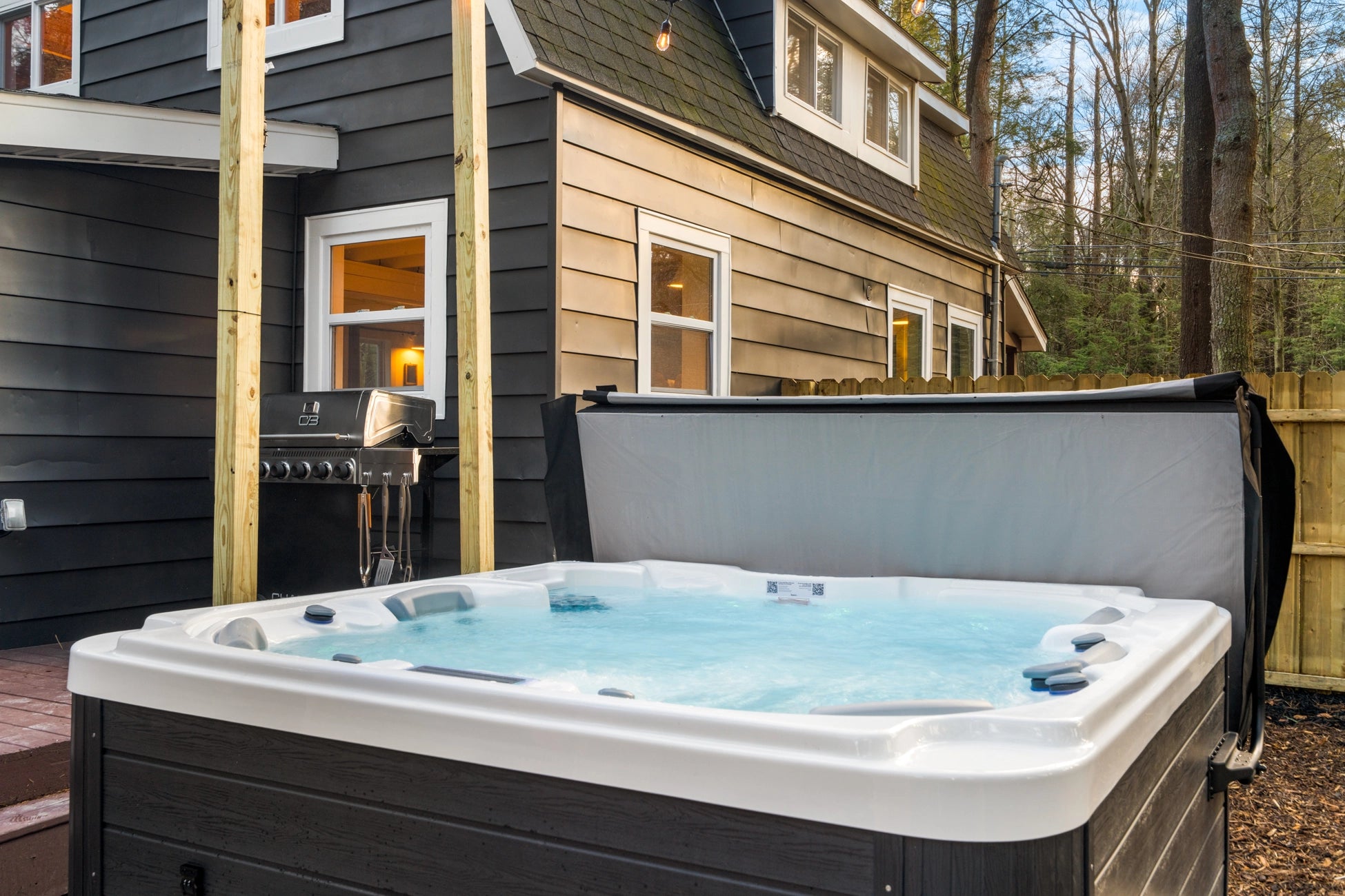 Airbnb Photography: Cozy Cabin Near Lake Naomi Pocono Pines PA