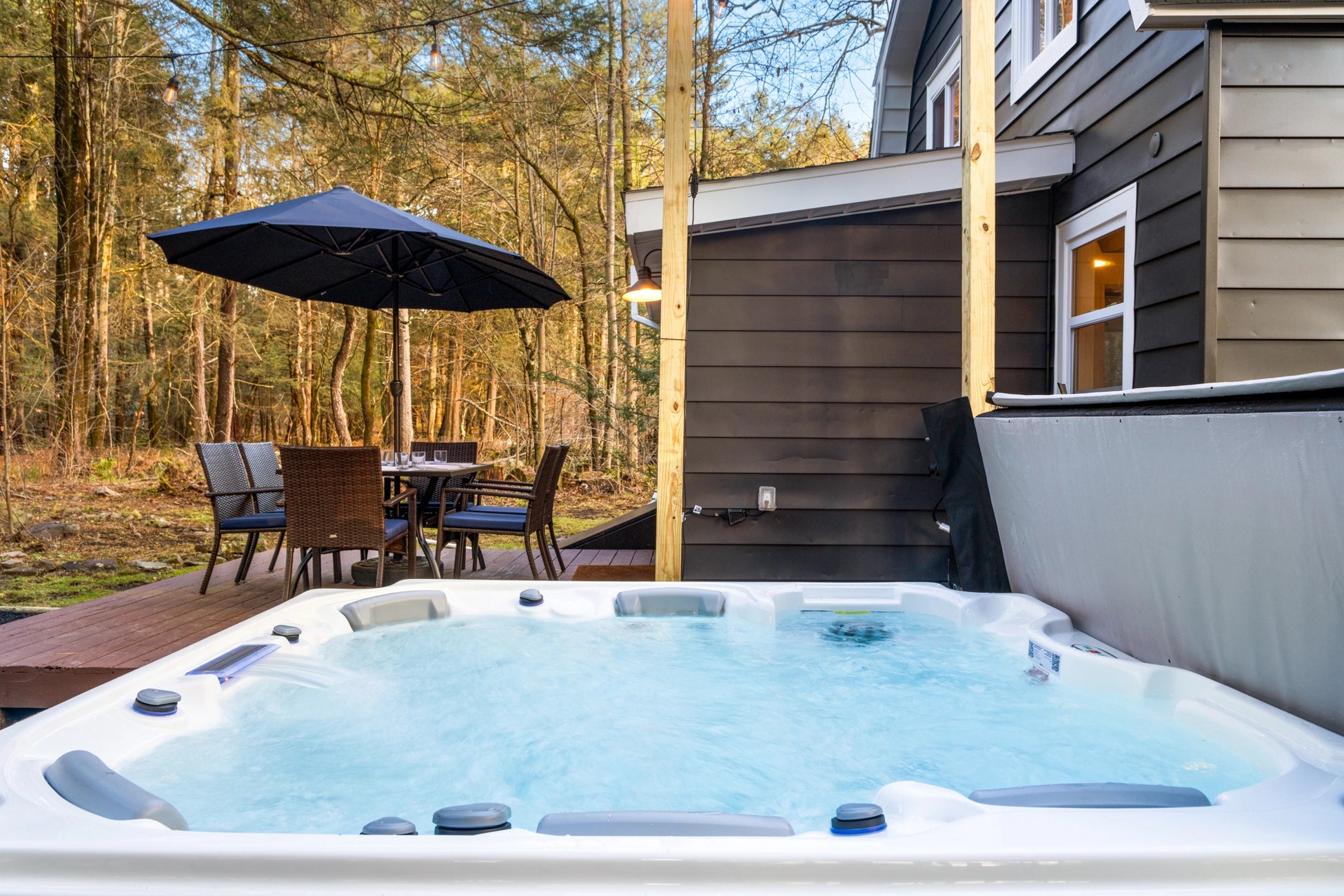 Airbnb Photography: Cozy Cabin Near Lake Naomi Pocono Pines PA