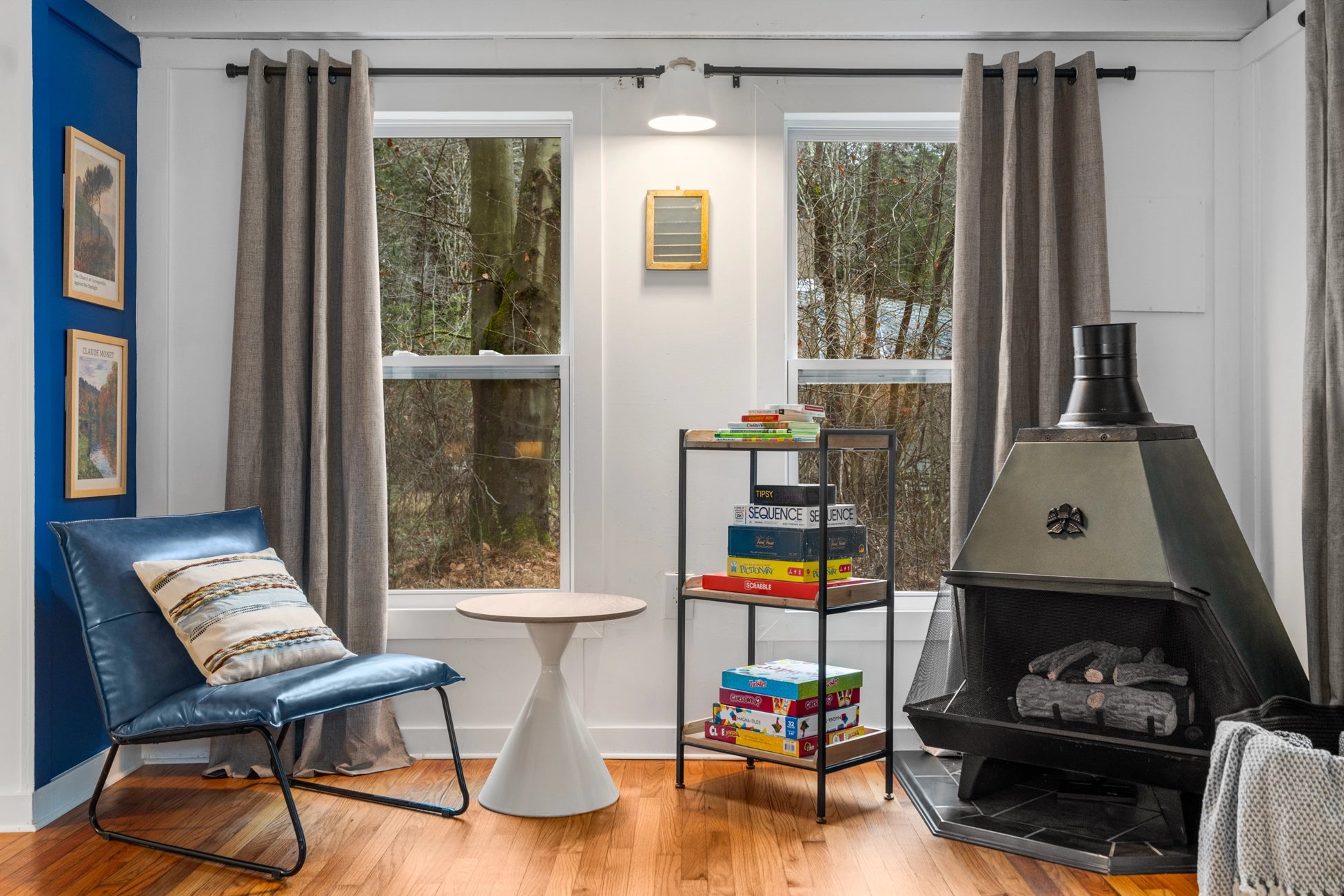 Airbnb Photography: Cozy Cabin Near Lake Naomi Pocono Pines PA