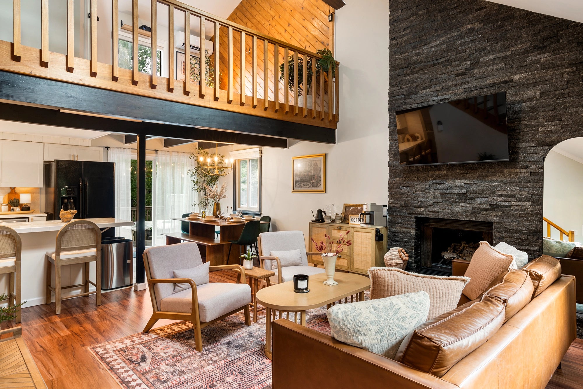 Airbnb Photography: Rustic‑Contemporary Pocono Retreat, PA
