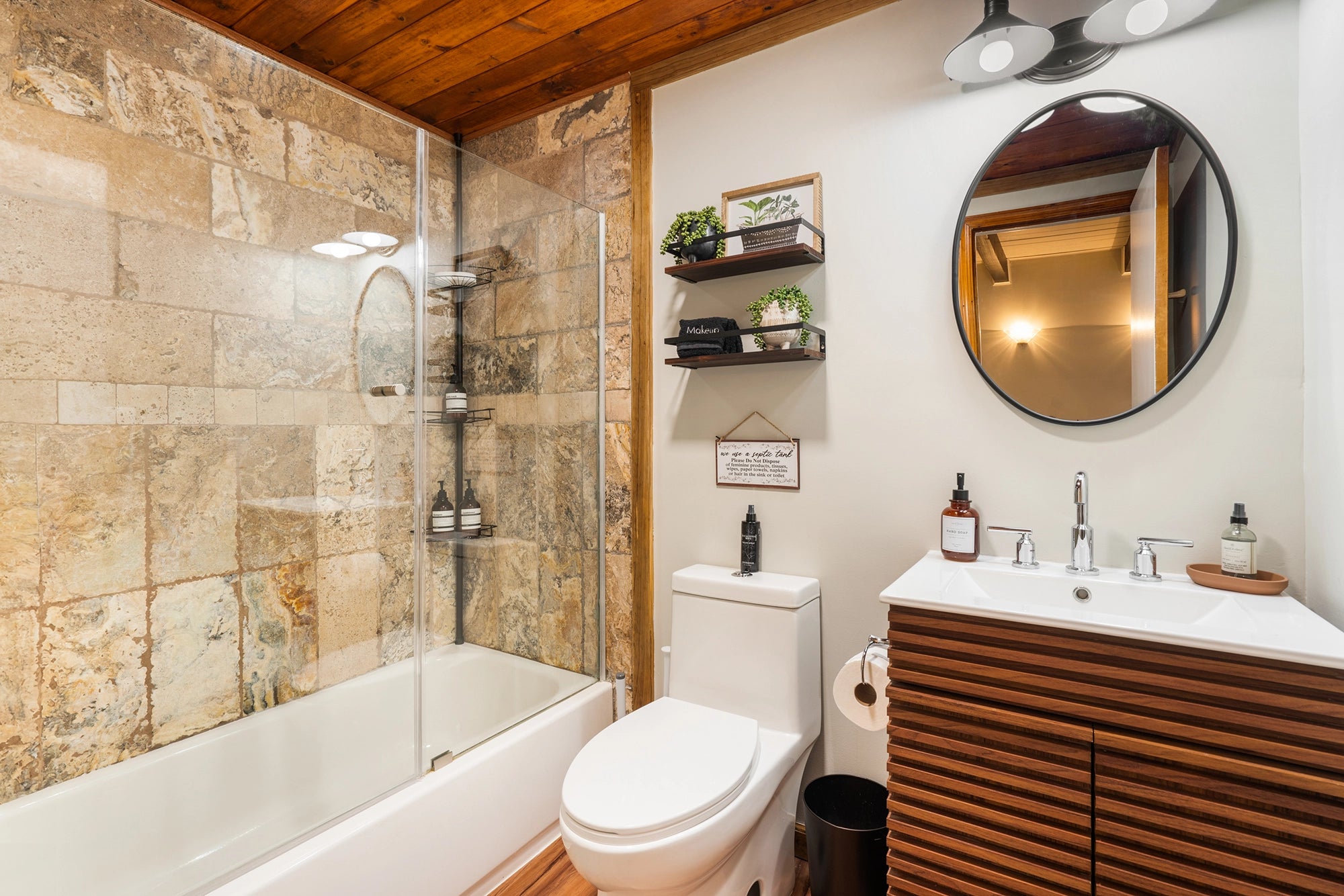 Airbnb Photography: Rustic‑Contemporary Pocono Retreat, PA