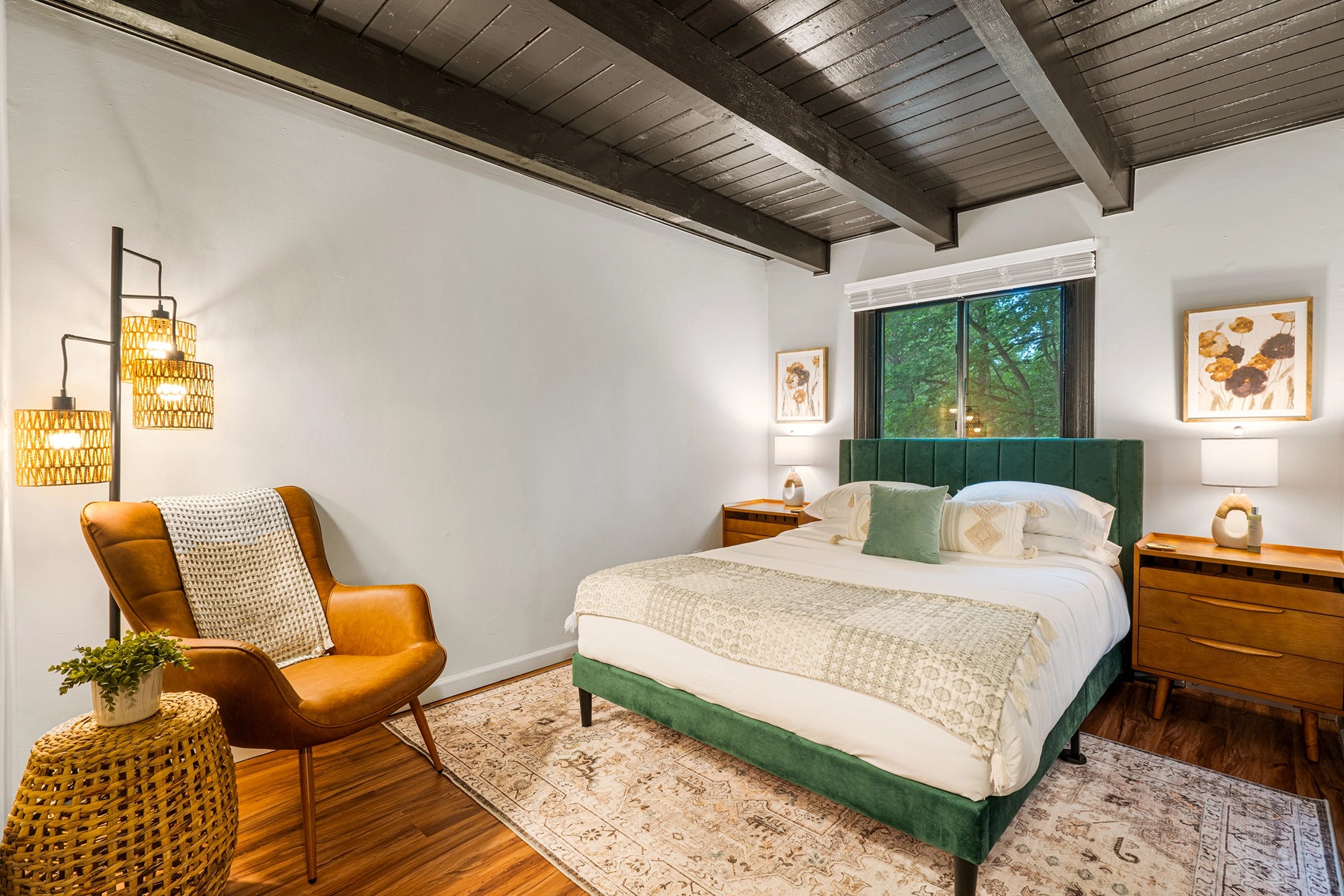 Airbnb Photography: Rustic‑Contemporary Pocono Retreat, PA