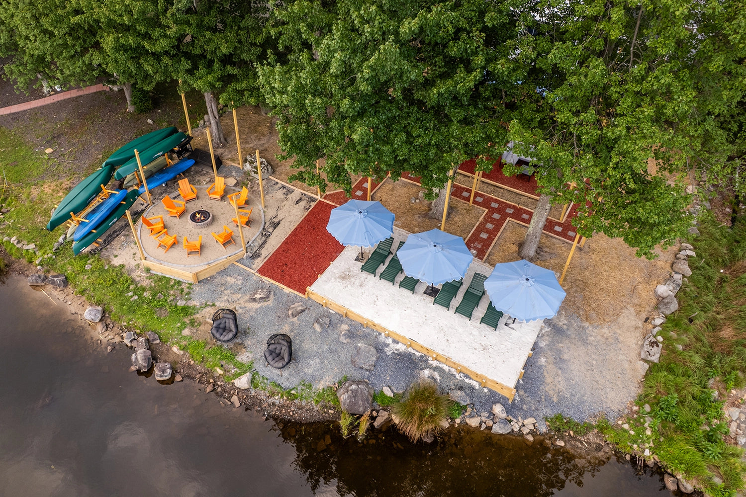 Airbnb Photography: Lakefront Villa in Tobyhanna, PA