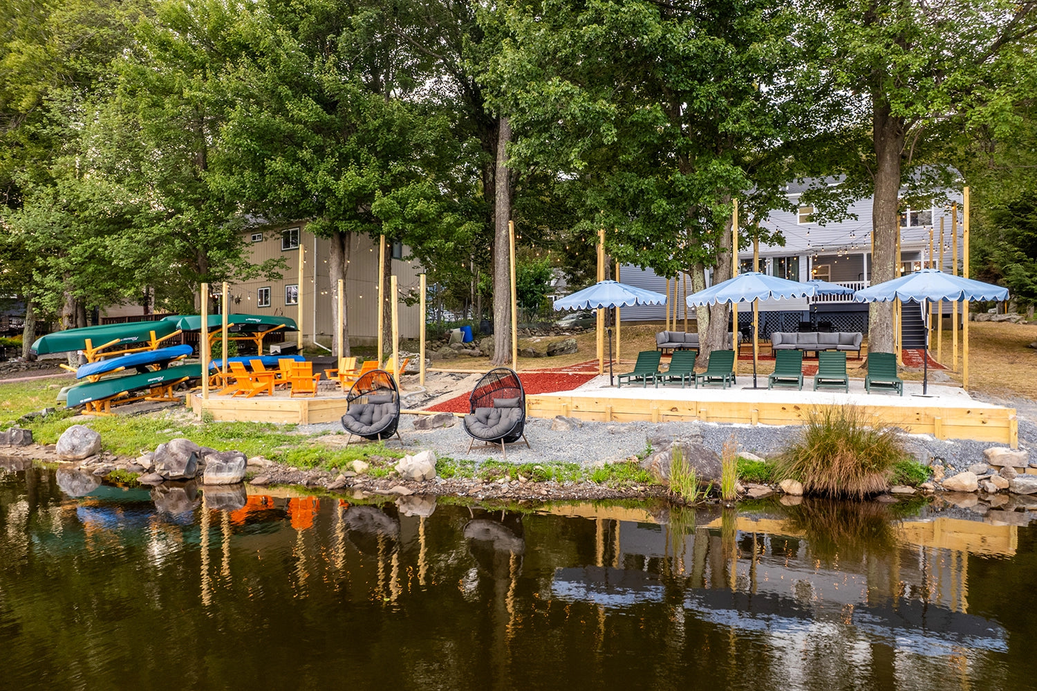 Airbnb Photography: Lakefront Villa in Tobyhanna, PA