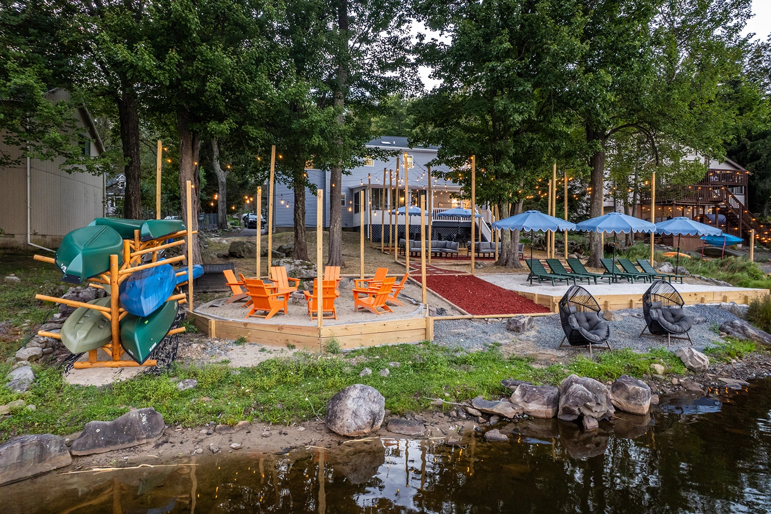Airbnb Photography: Lakefront Villa in Tobyhanna, PA