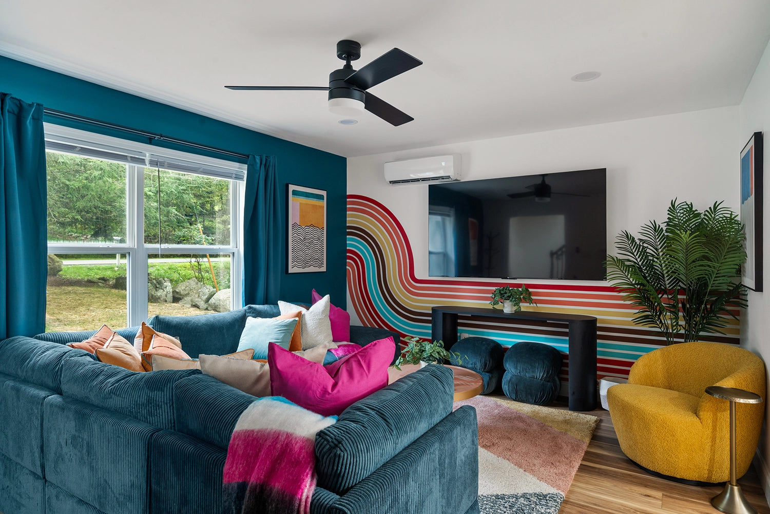 Airbnb Photography: Lakefront Villa in Tobyhanna, PA