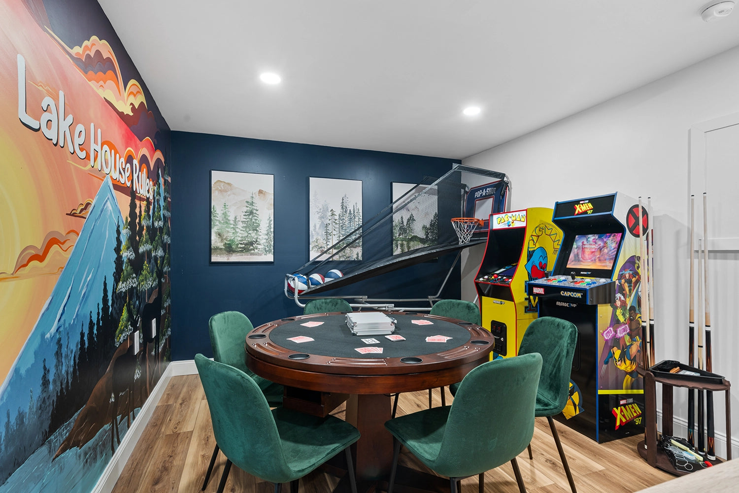 Airbnb Photography: Lakefront Villa in Tobyhanna, PA