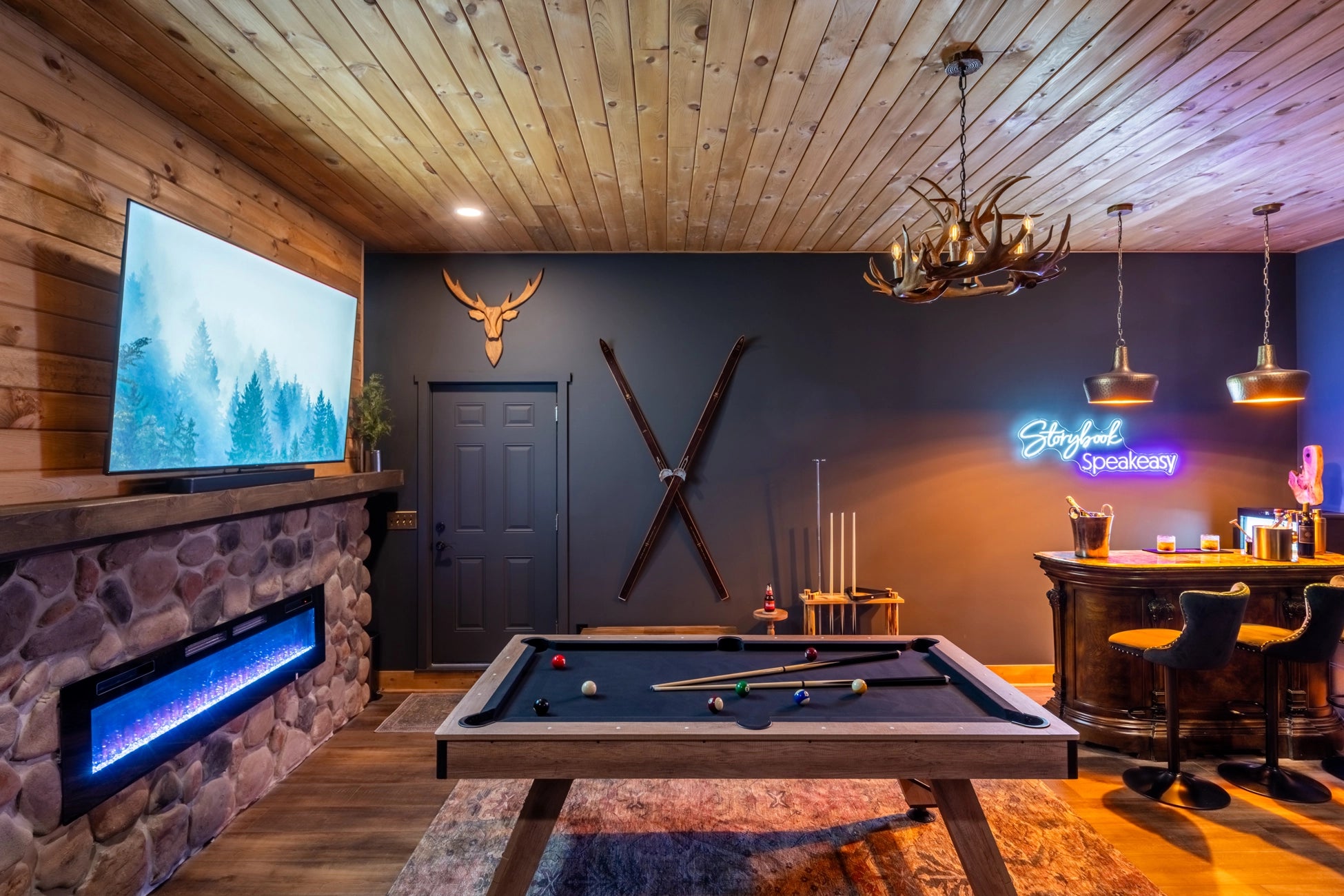 Dark Space Interior Airbnb Photography: Luxury Mountain Retreat in Albrightsville, PA