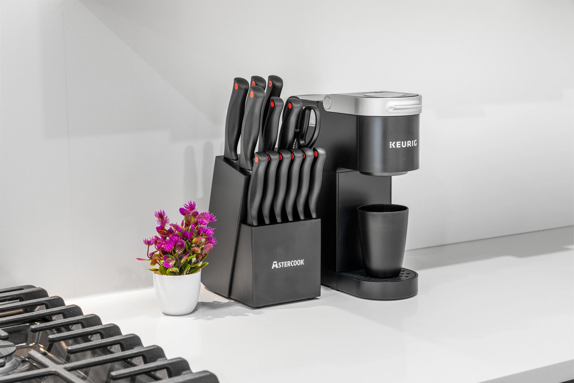 Airbnb Photography: Bright & Contemporary Rental in Jersey City, NJ