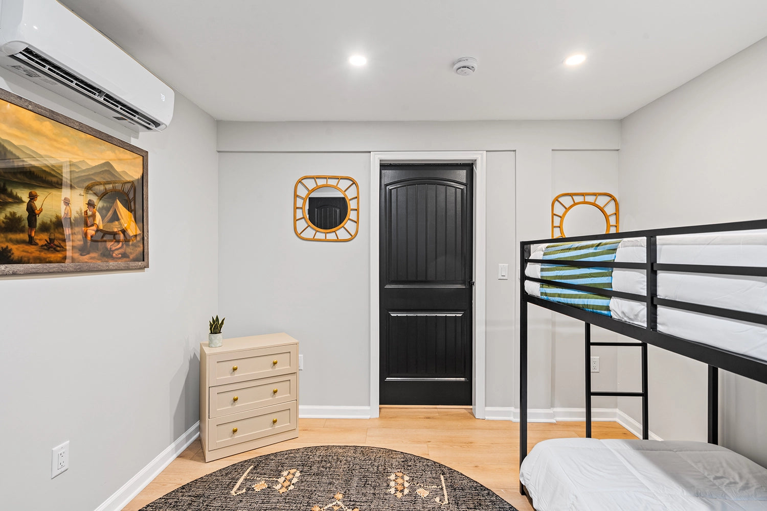 Airbnb Photography: Luxury Cabin at Penn Estates, East Stroudsburg, PA