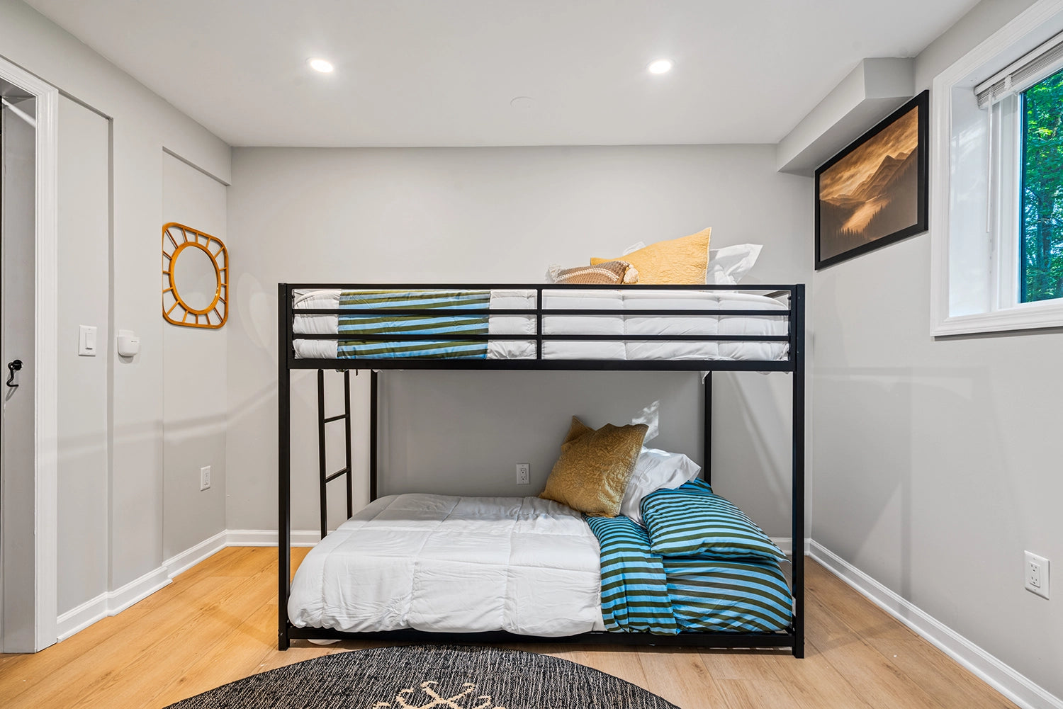 Airbnb Photography: Luxury Cabin at Penn Estates, East Stroudsburg, PA