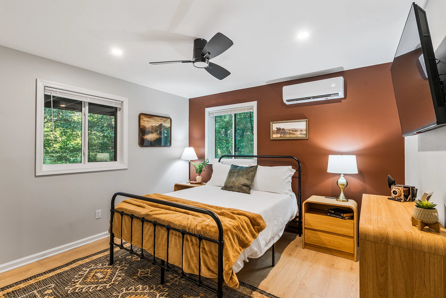 Airbnb Photography: Luxury Cabin at Penn Estates, East Stroudsburg, PA