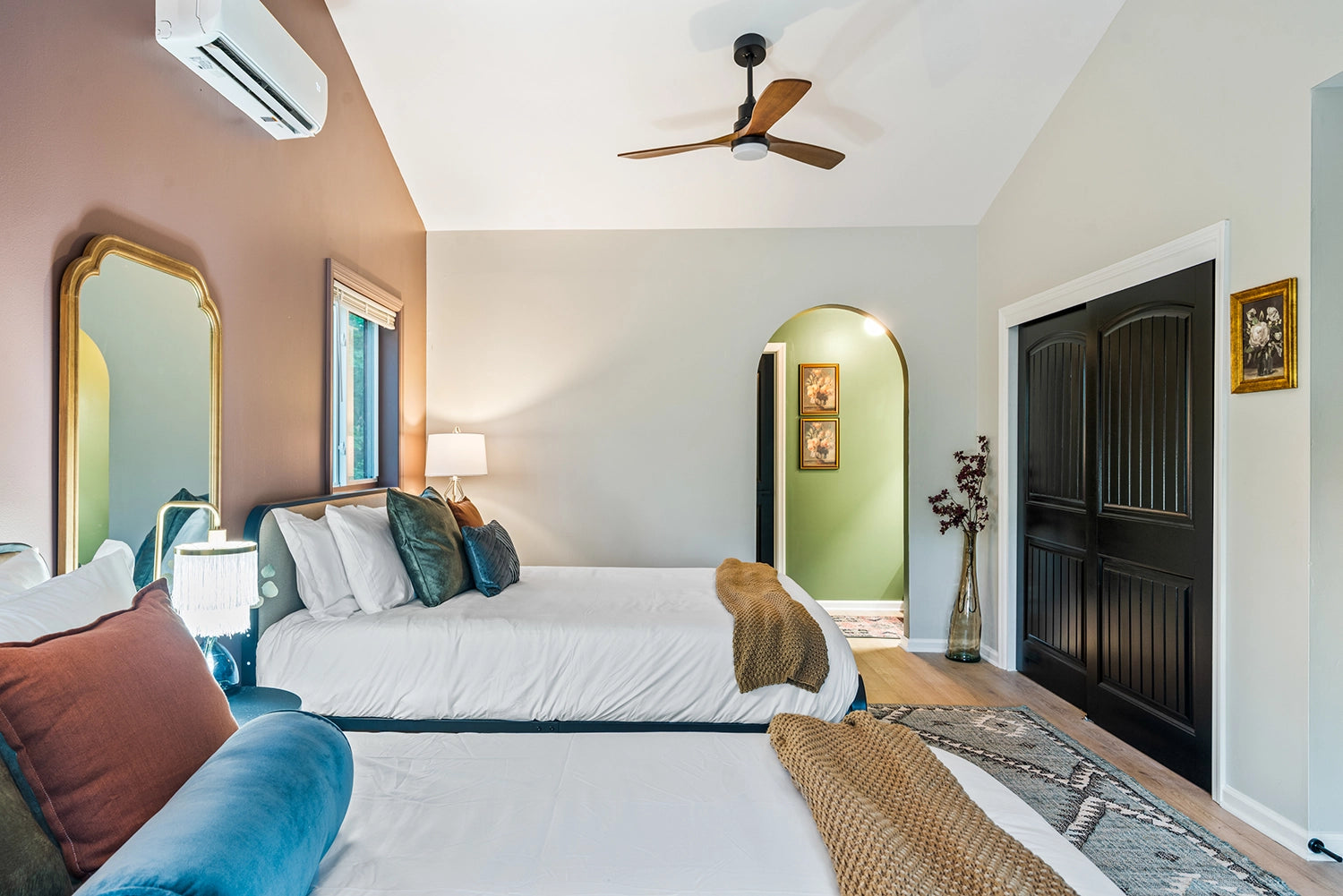 Airbnb Photography: Luxury Cabin at Penn Estates, East Stroudsburg, PA