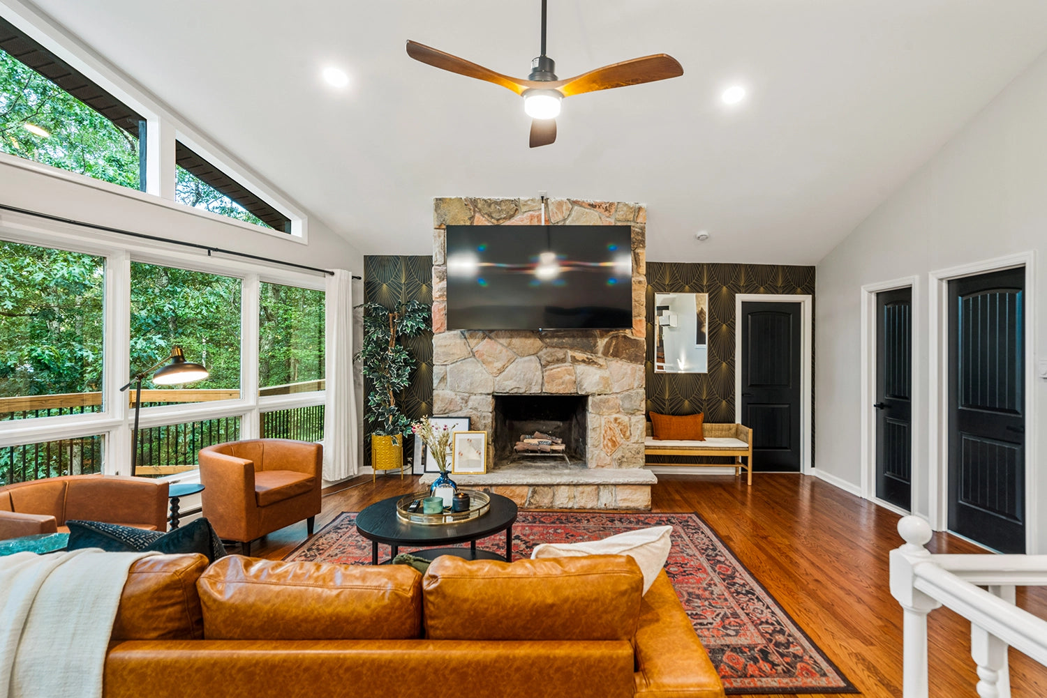 Airbnb Photography: Luxury Cabin at Penn Estates, East Stroudsburg, PA