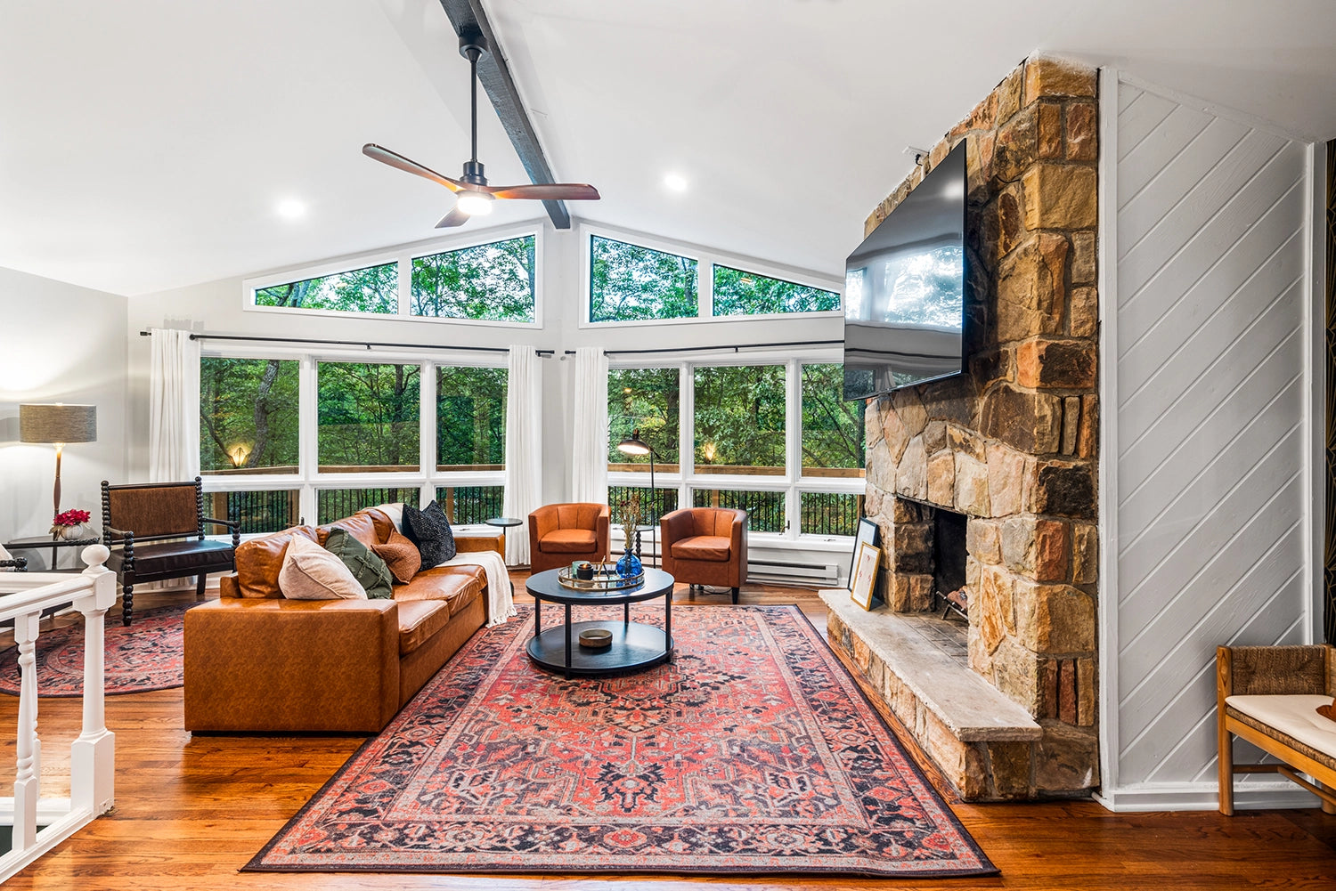 Airbnb Photography: Luxury Cabin at Penn Estates, East Stroudsburg, PA