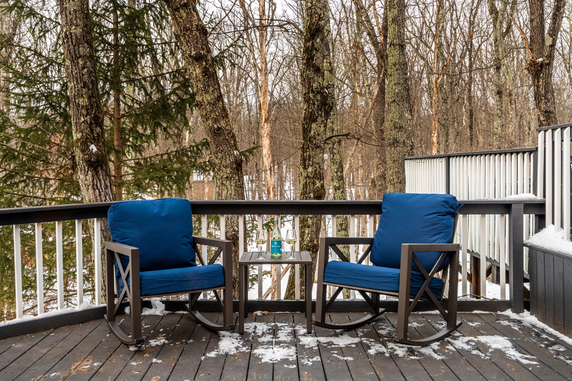 Airbnb Photography: Stunning STR Cabin in East Stroudsburg PA